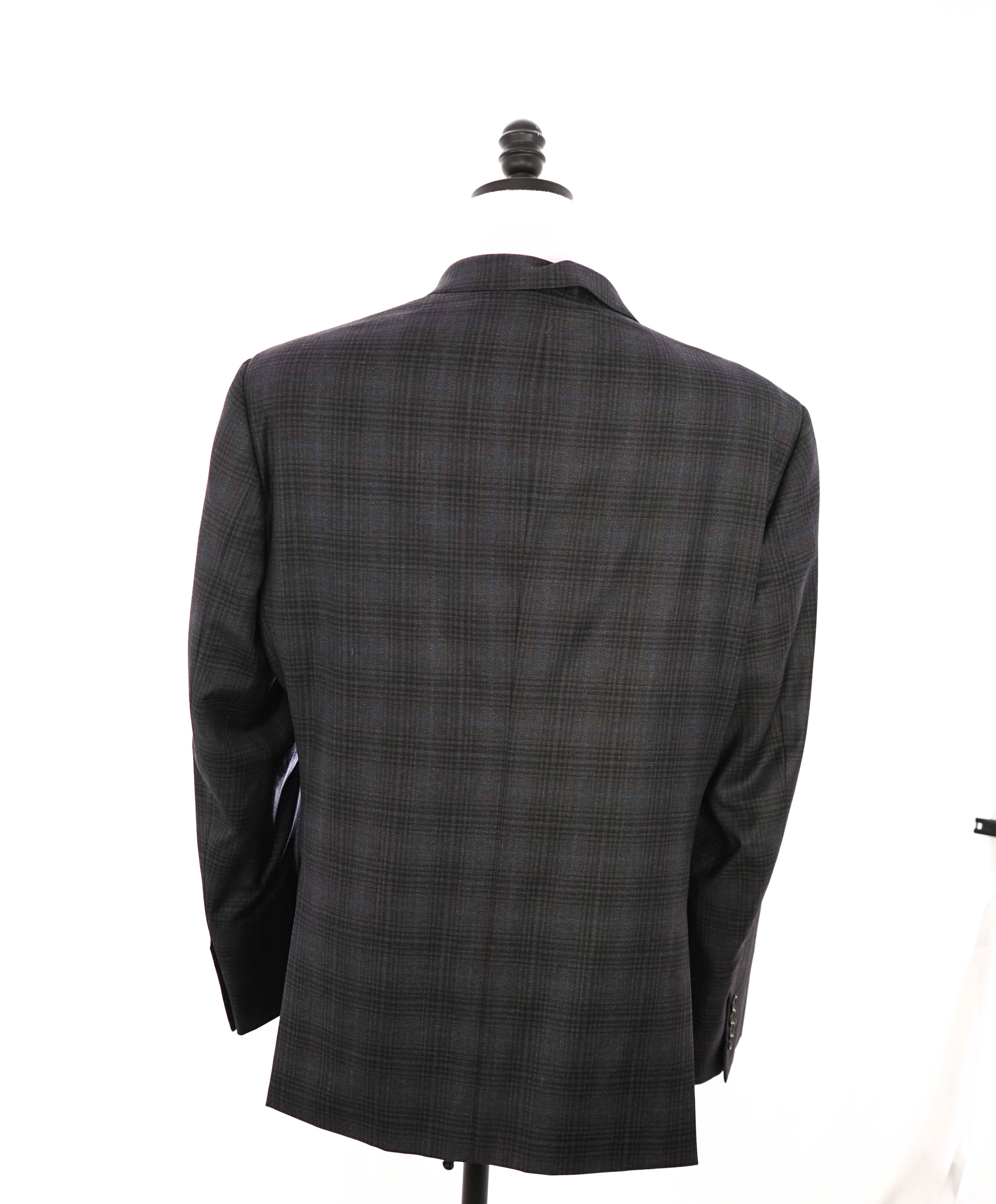 $2,295 GIORGIO ARMANI - “SOFT” Gray/Blue Check Plaid Blazer - 46L