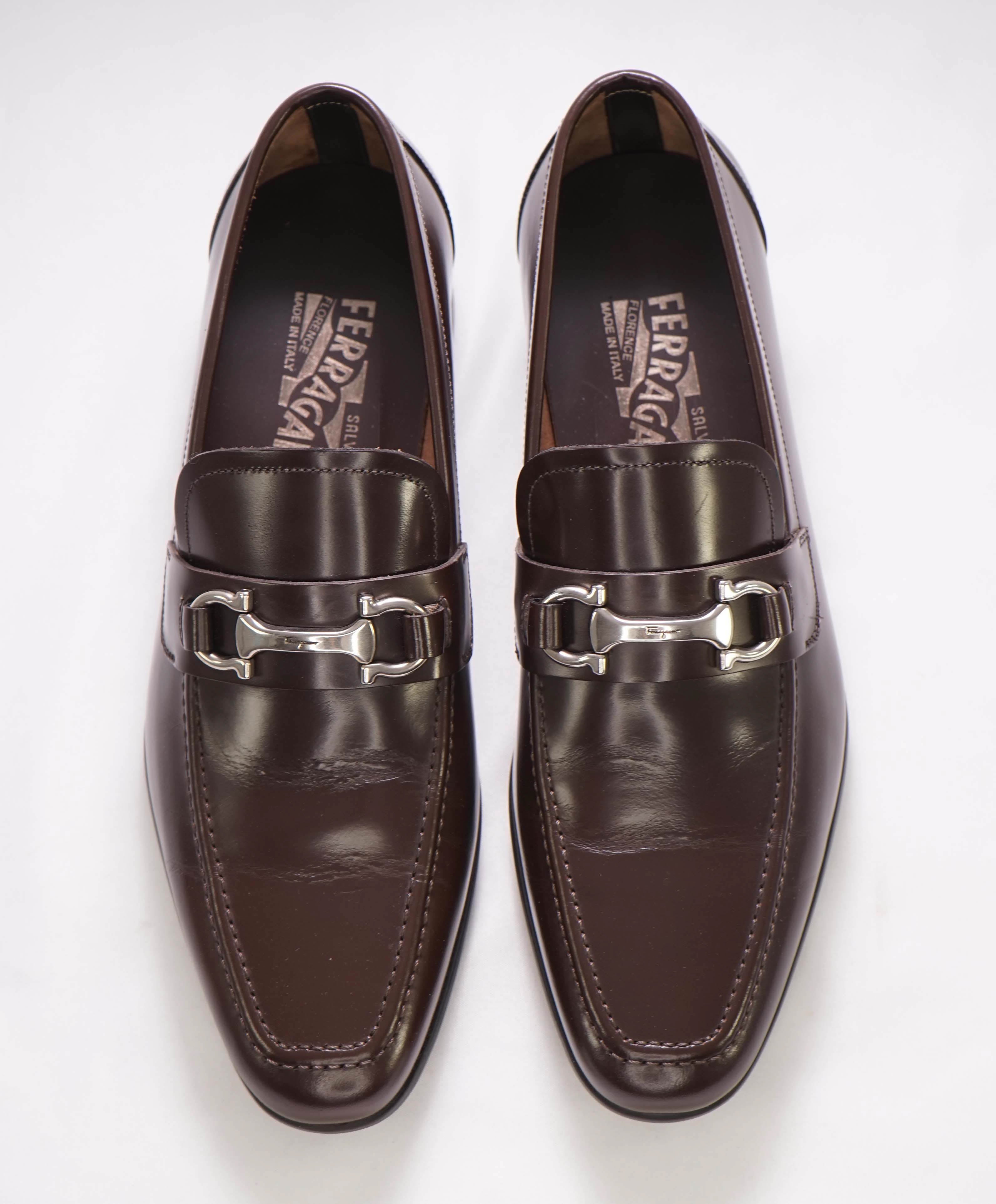 $700 SALVATORE FERRAGAMO - *LAWTON * Gancini Logo Loafer - 7 EE US