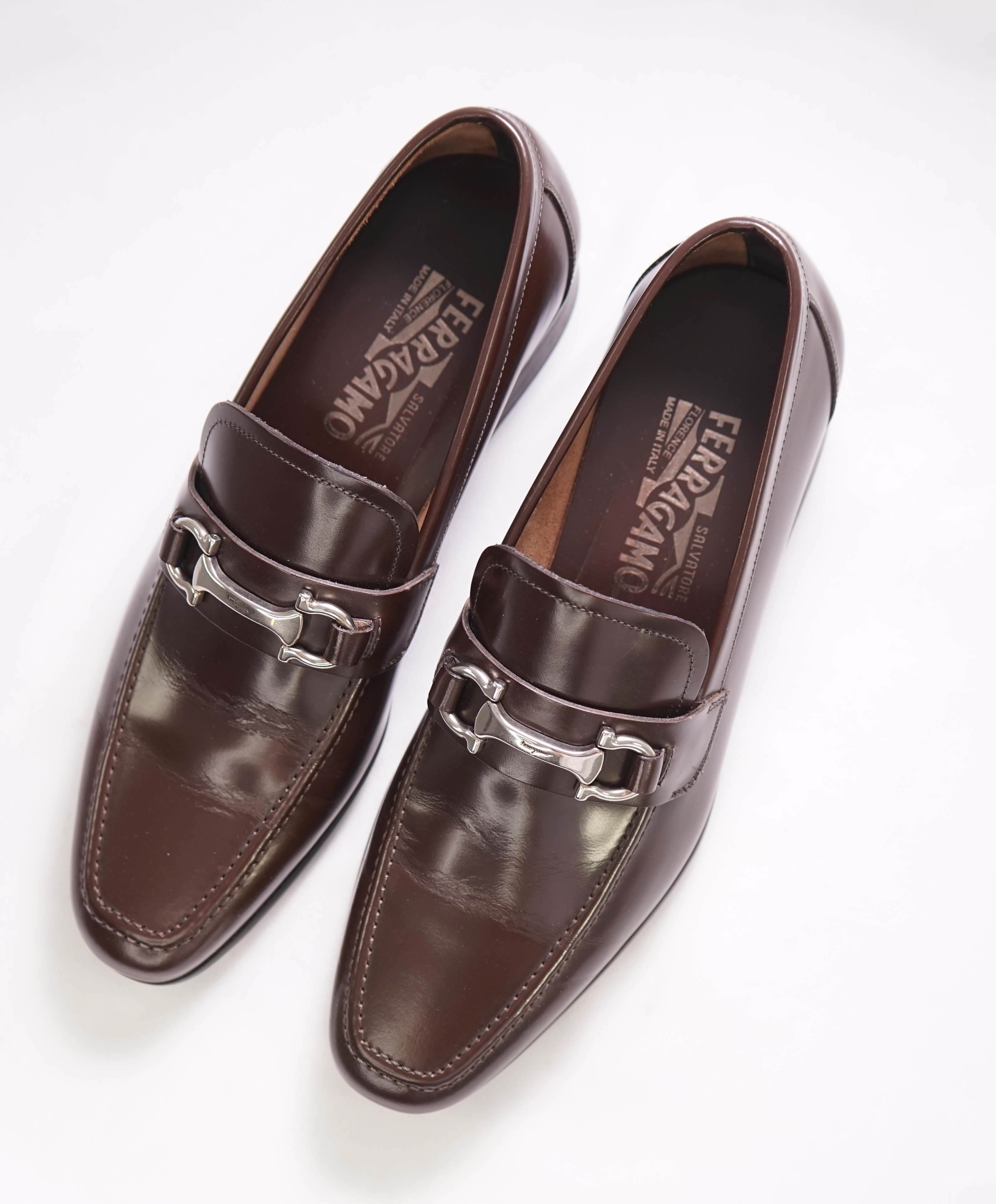 $700 SALVATORE FERRAGAMO - *LAWTON * Gancini Logo Loafer - 7 EE US