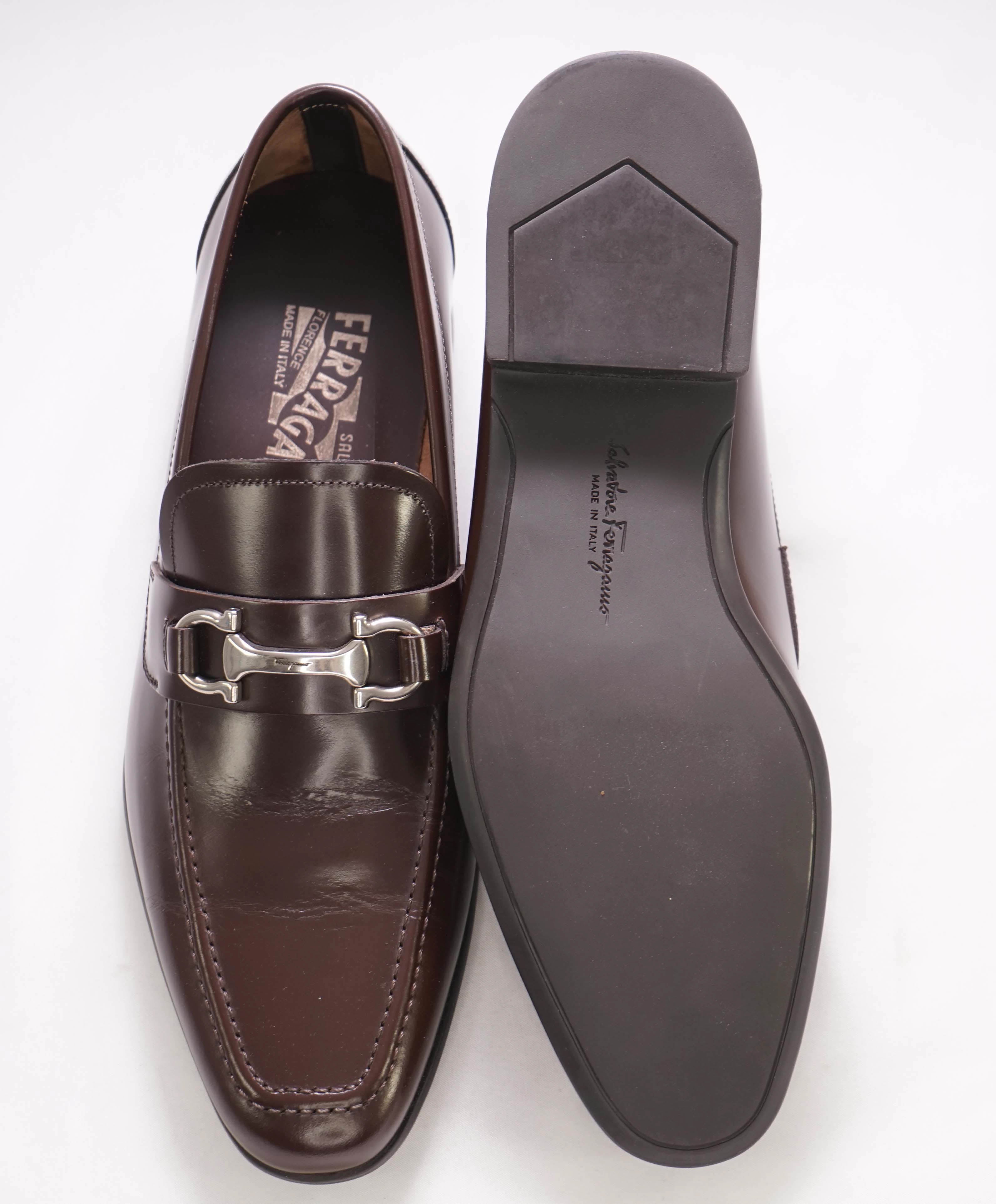 $700 SALVATORE FERRAGAMO - *LAWTON * Gancini Logo Loafer - 7 EE US