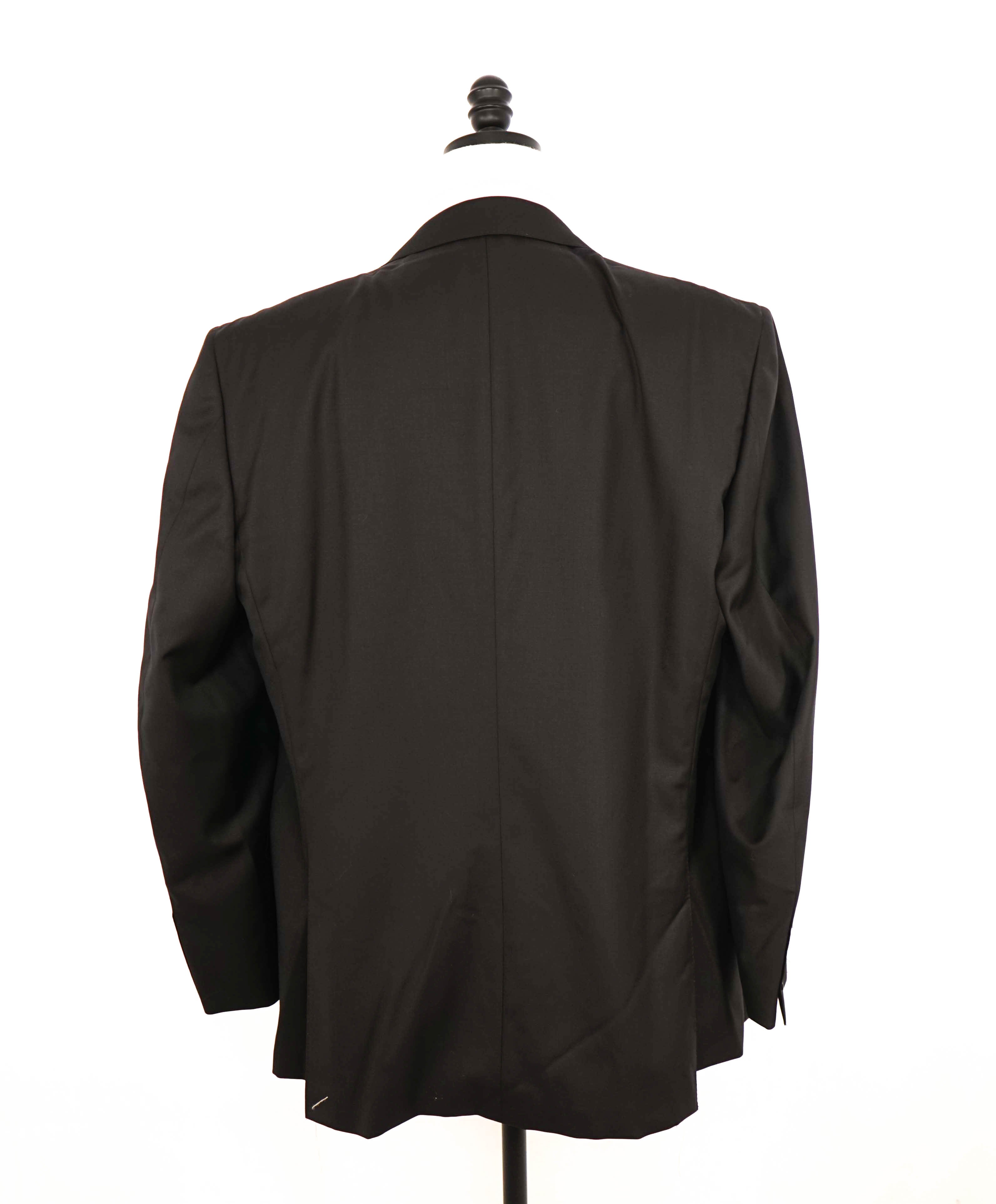 $2,195 CANALI - *CLOSET STAPLE* Black 2-Piece Suit - 48L 42W