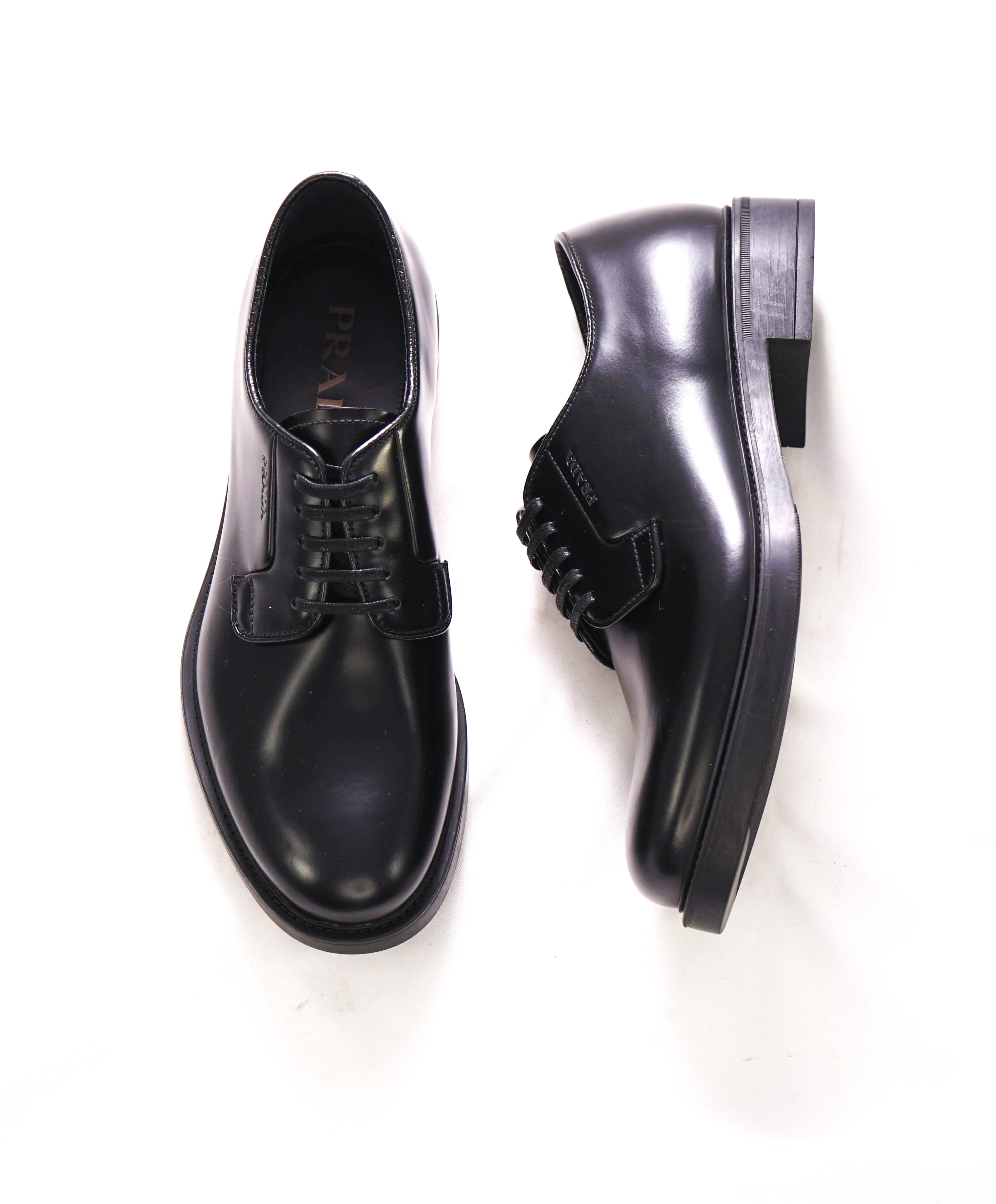 $1,150 PRADA - Black Brushed Polished Leather Derby Lace-Ups - 6.5 US (5.5 Prada)