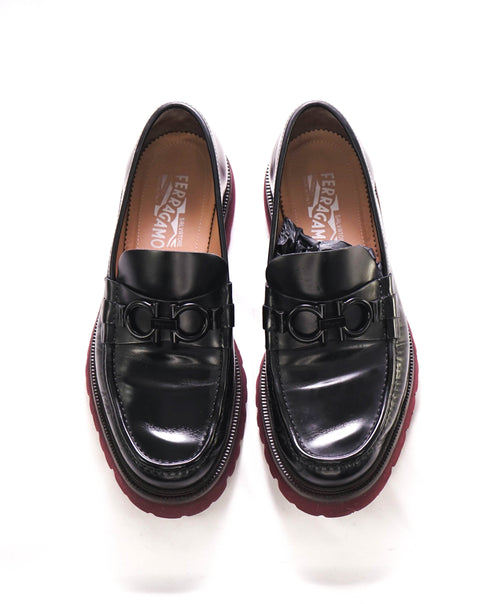 $930 SALVATORE FERRAGAMO - *BLEEKER* Black Leather Lug Sole Loafer - 9.5 EE US