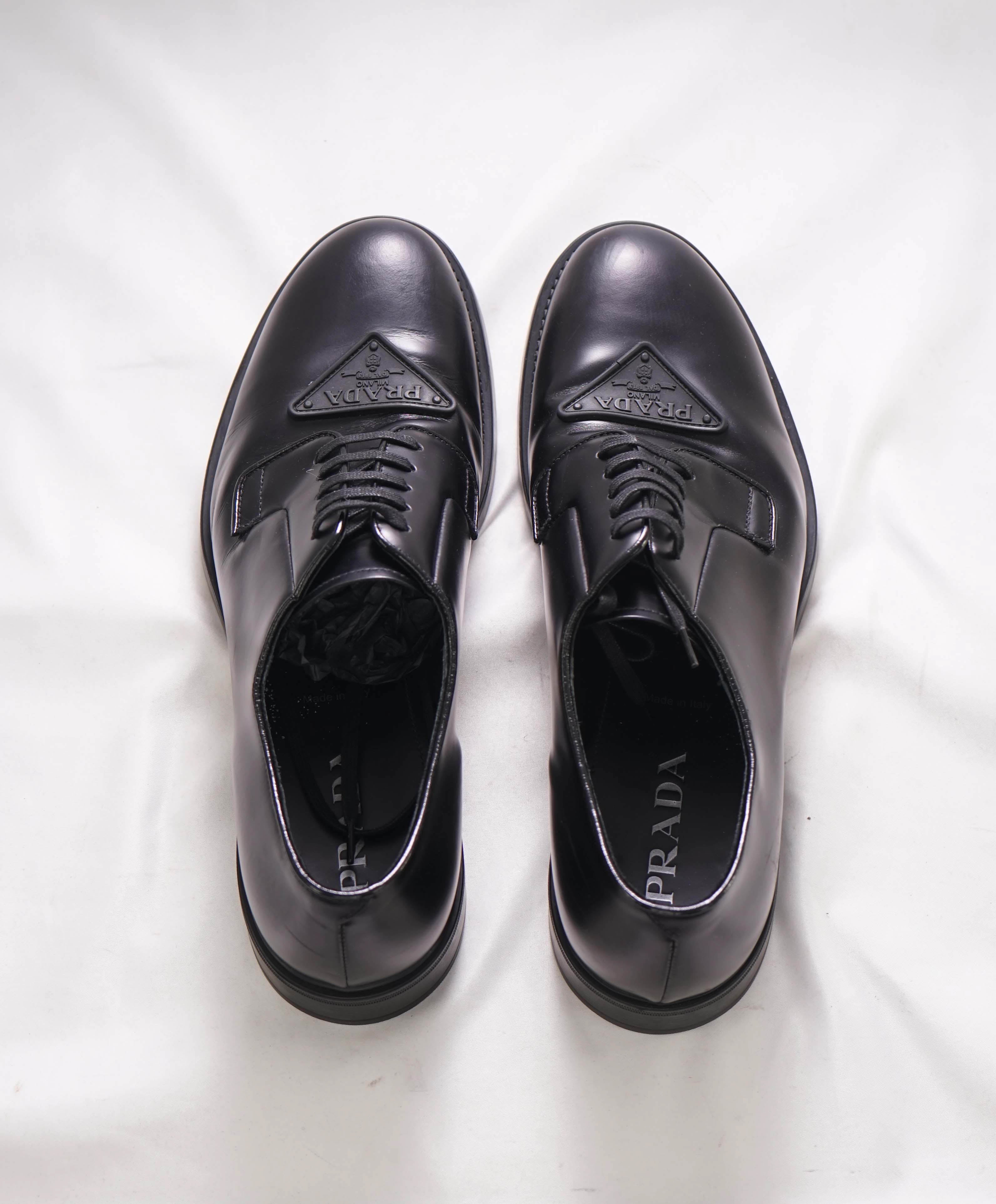 $1,150 PRADA - Black Brushed Triangle Plaque Leather Derby Lace-Ups - 11 US (10 Prada)