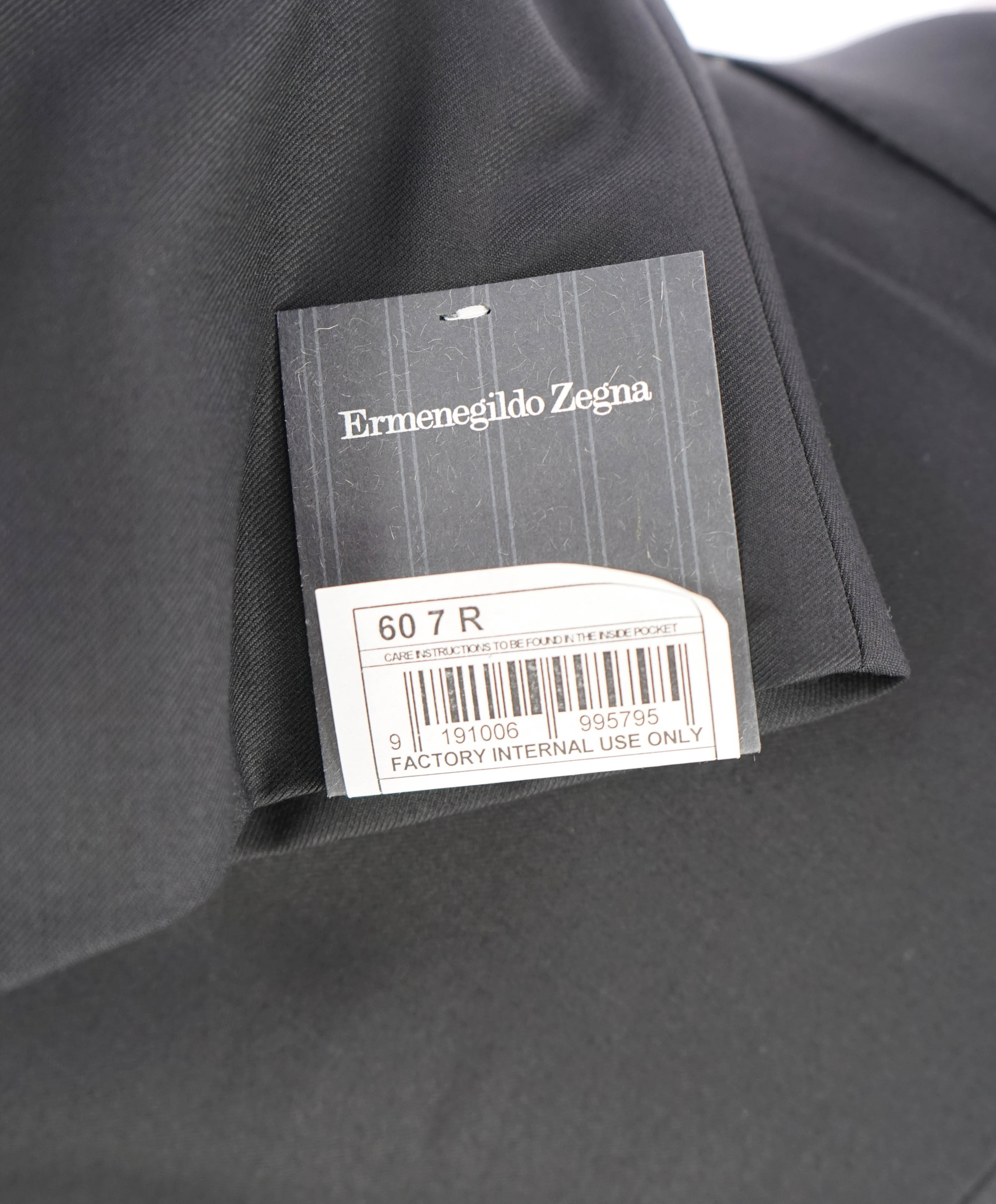 $3,250 ERMENEGILDO ZEGNA - "TROFEO" Black Blazer - 50R