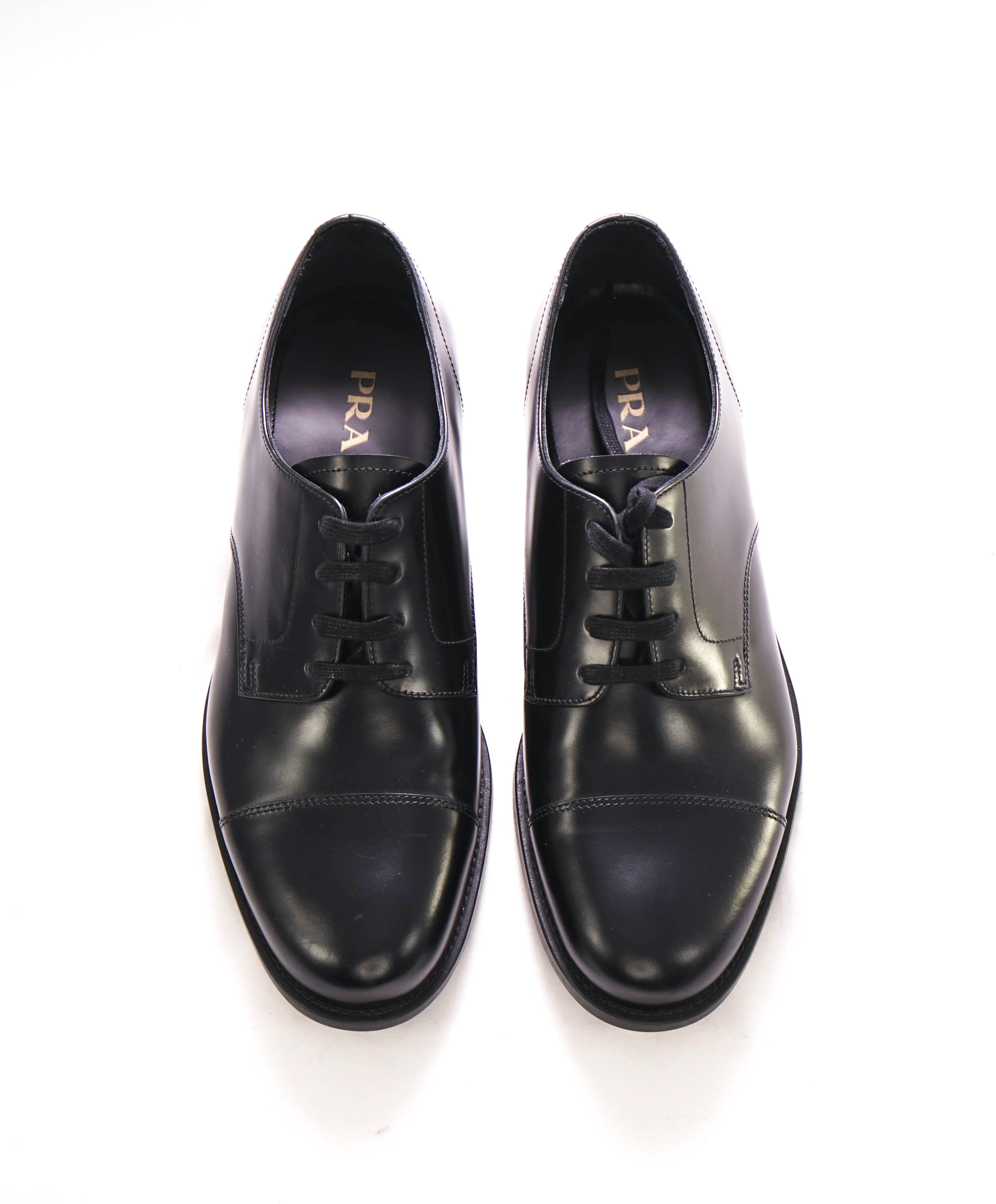 $980 PRADA - Brushed Leather Cap Toe Oxfords W Logo - 9 US (8 Prada)