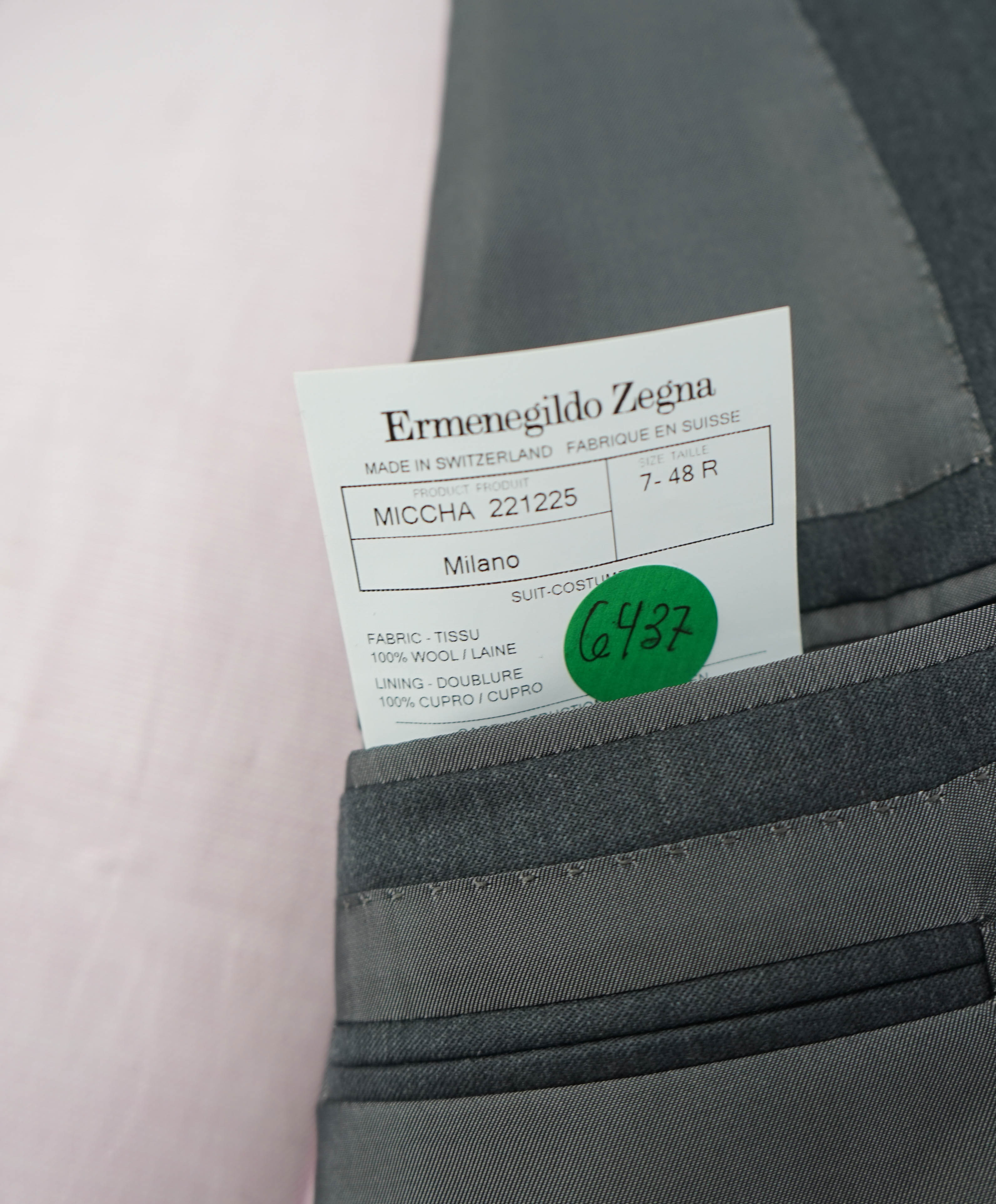 $2,695 ERMENEGILDO ZEGNA -"Micronsphere" GRAY Blazer - 38R