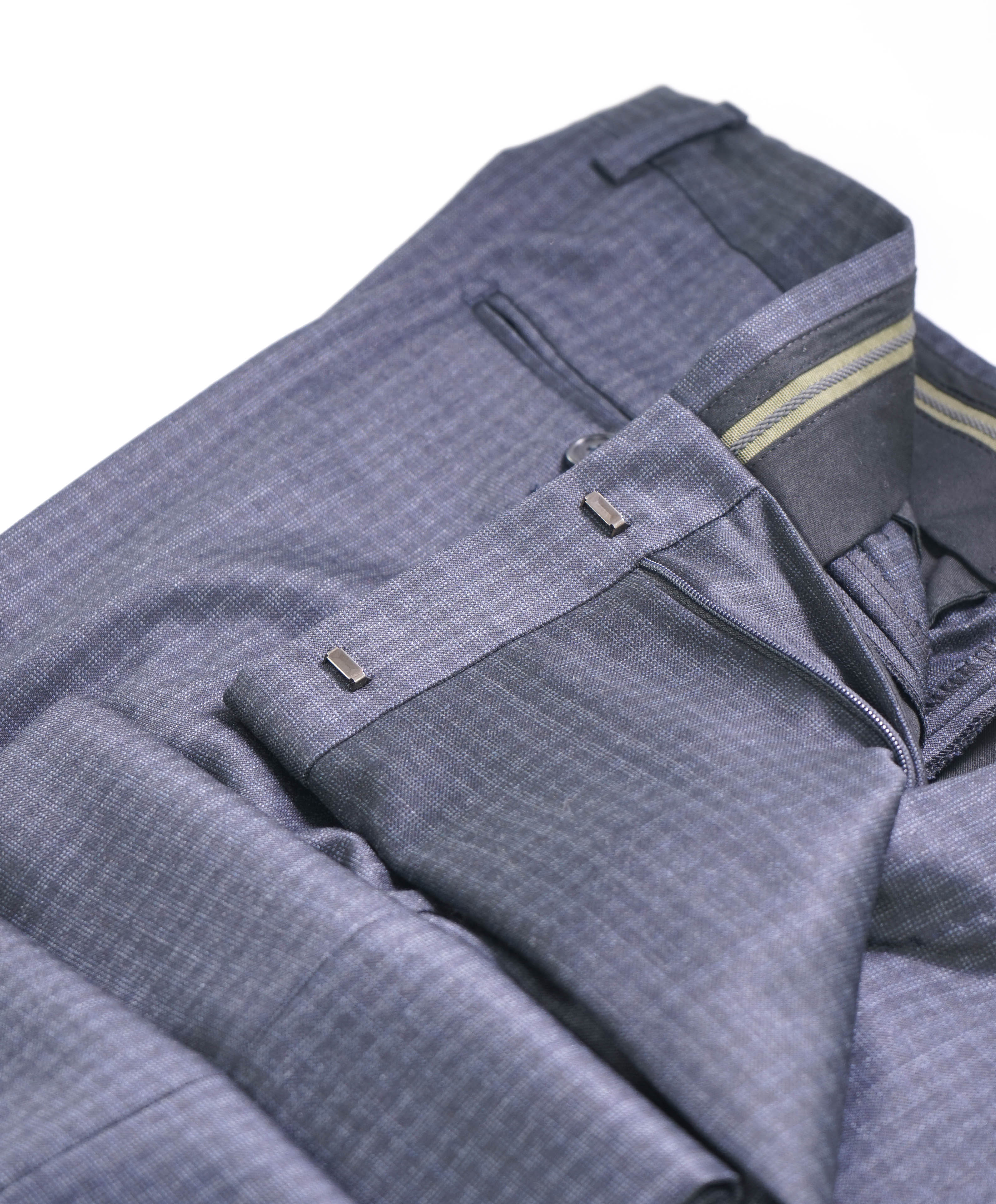 Z ZEGNA - *CLOSET STAPLE* Gray Check "SLIM" Flat Front Dress Pants - 34W