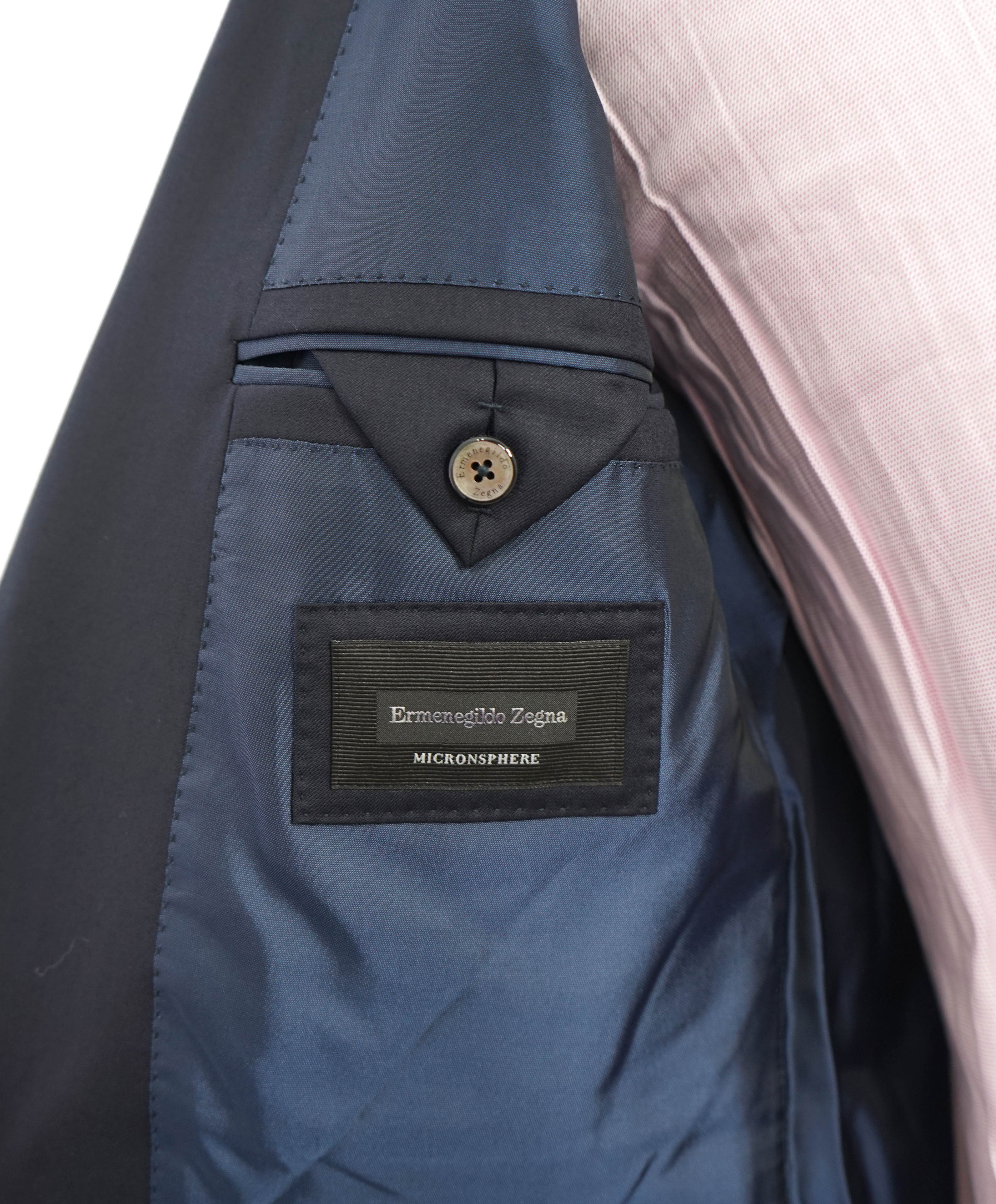 $2,695 ERMENEGILDO ZEGNA -"Micronsphere" NAVY Blazer - 46L