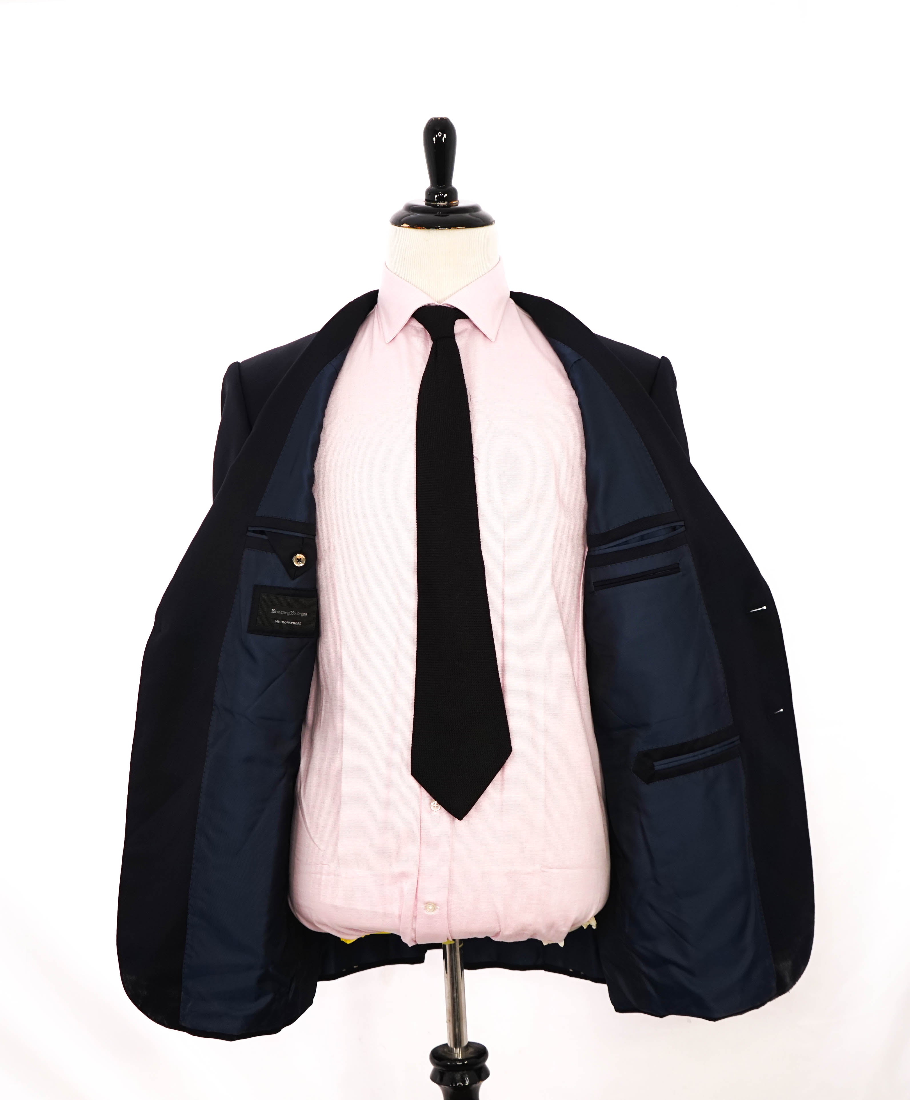 $2,695 ERMENEGILDO ZEGNA -"Micronsphere" NAVY Blazer - 46L