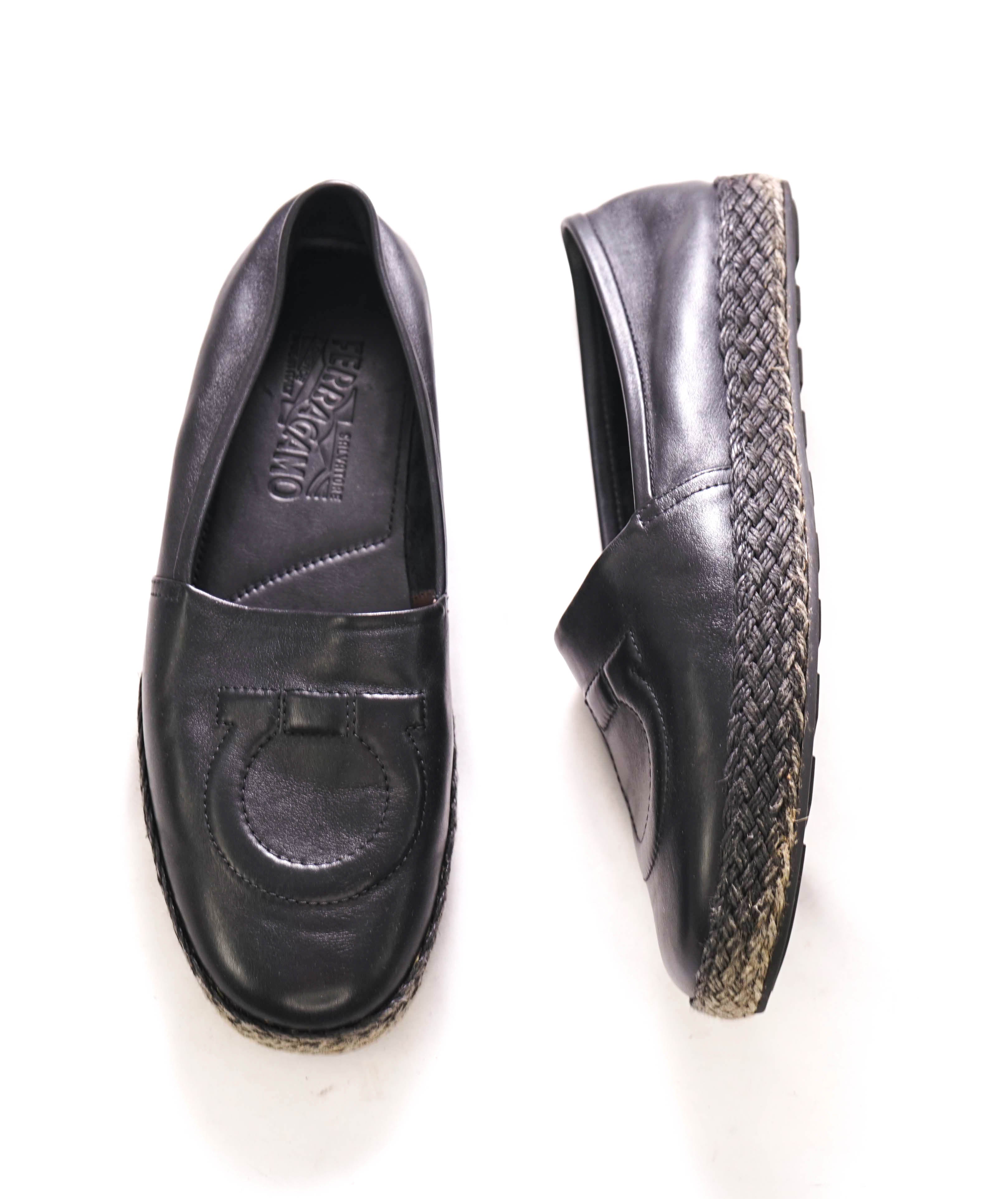 $750 SALVATORE FERRAGAMO - "Gancio" Black Espadrille Loafer - 8 M US