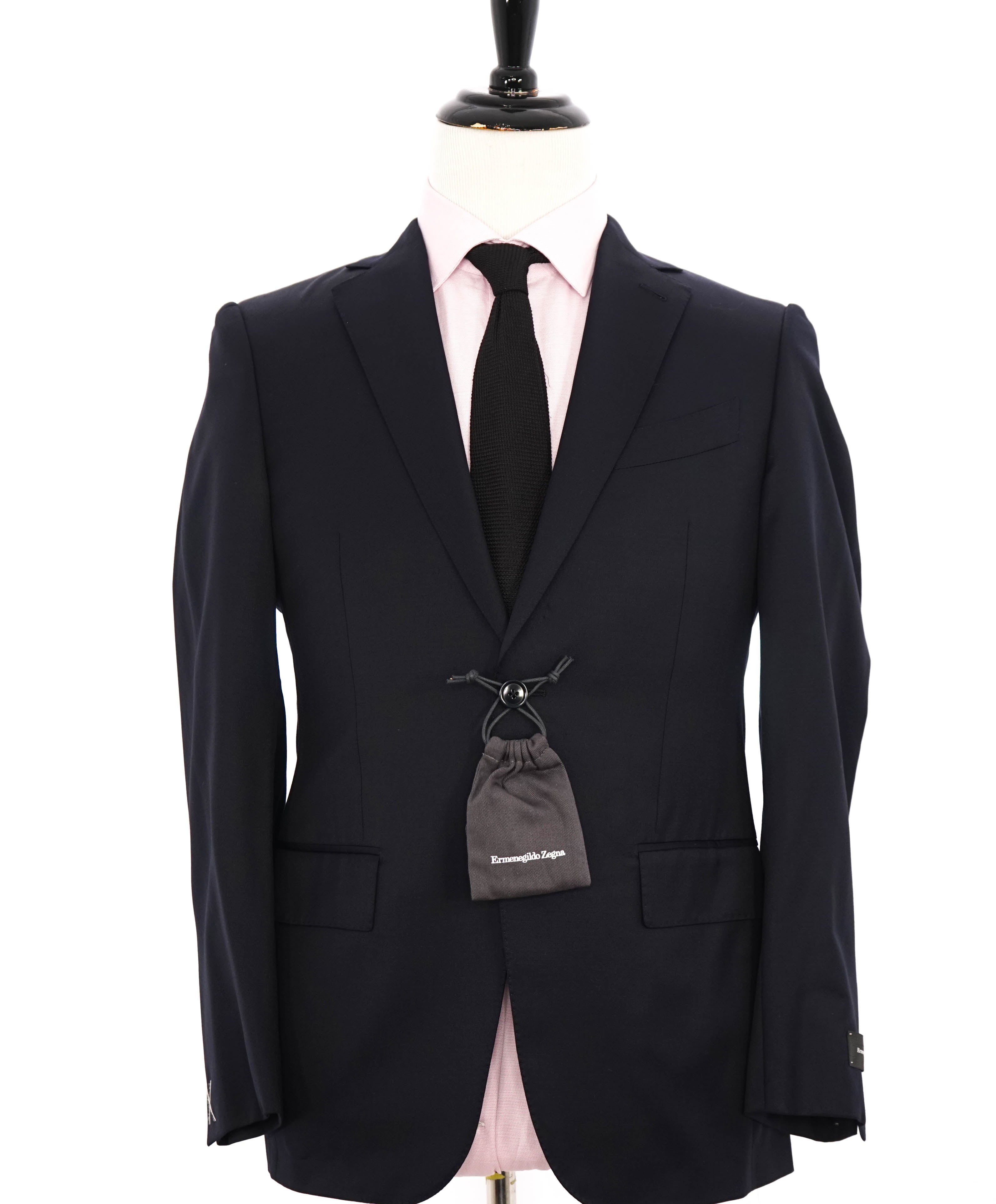 $2,695 ERMENEGILDO ZEGNA -"Micronsphere" NAVY Blazer - 36S