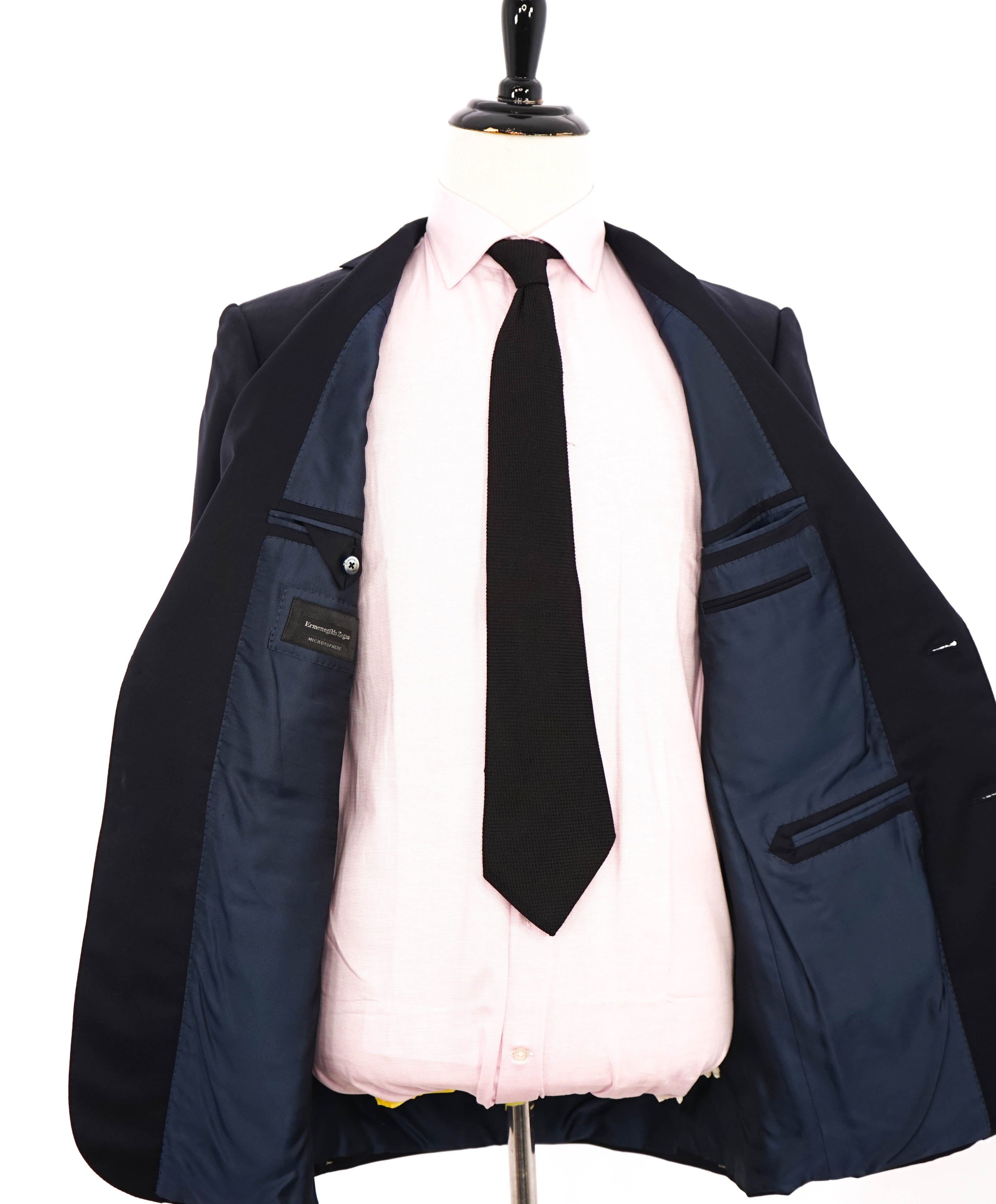 $2,695 ERMENEGILDO ZEGNA -"Micronsphere" NAVY Blazer - 42L