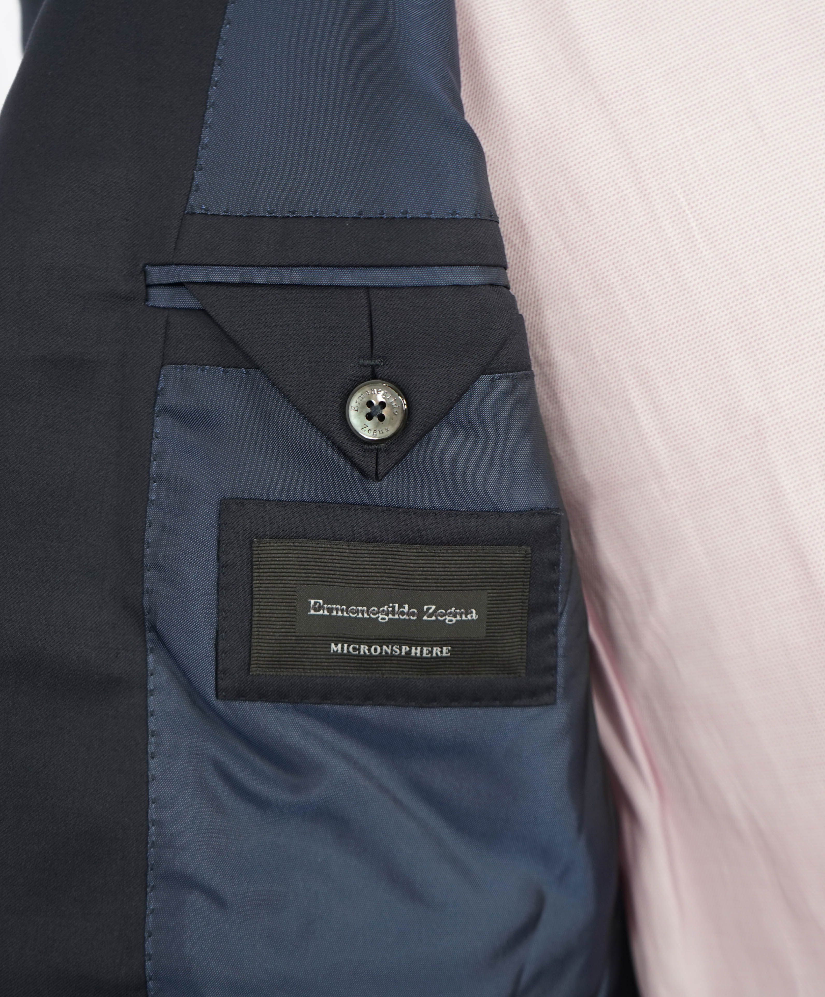 $2,695 ERMENEGILDO ZEGNA -"Micronsphere" NAVY Blazer - 36S