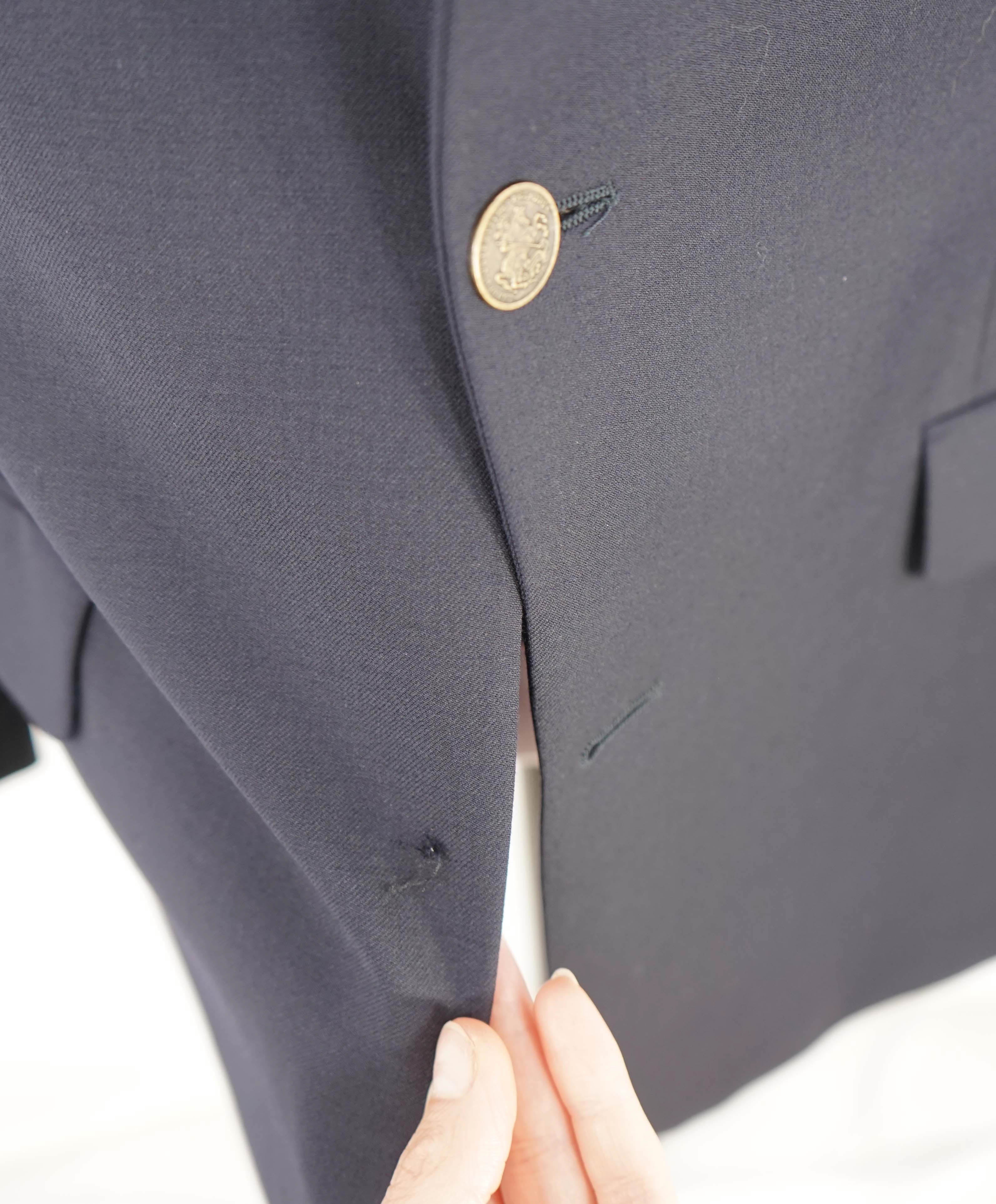 $1,495 HICKEY FREEMAN - Navy Wool Blazer *CLOSET STAPLE*  "Milburn ii" - 40R