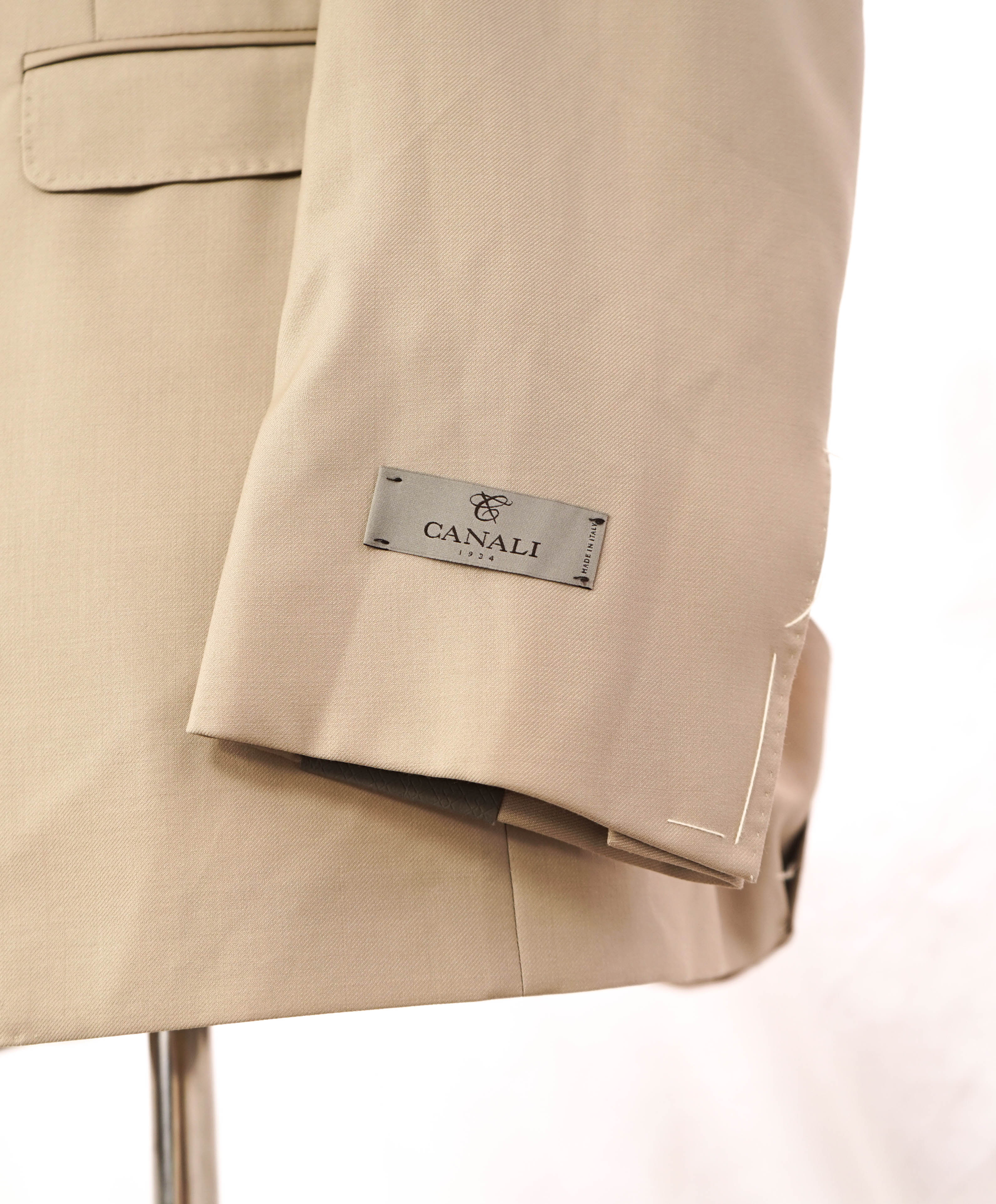 $1,895 CANALI - Beige Light Summer Notch Lapel Blazer - 40R