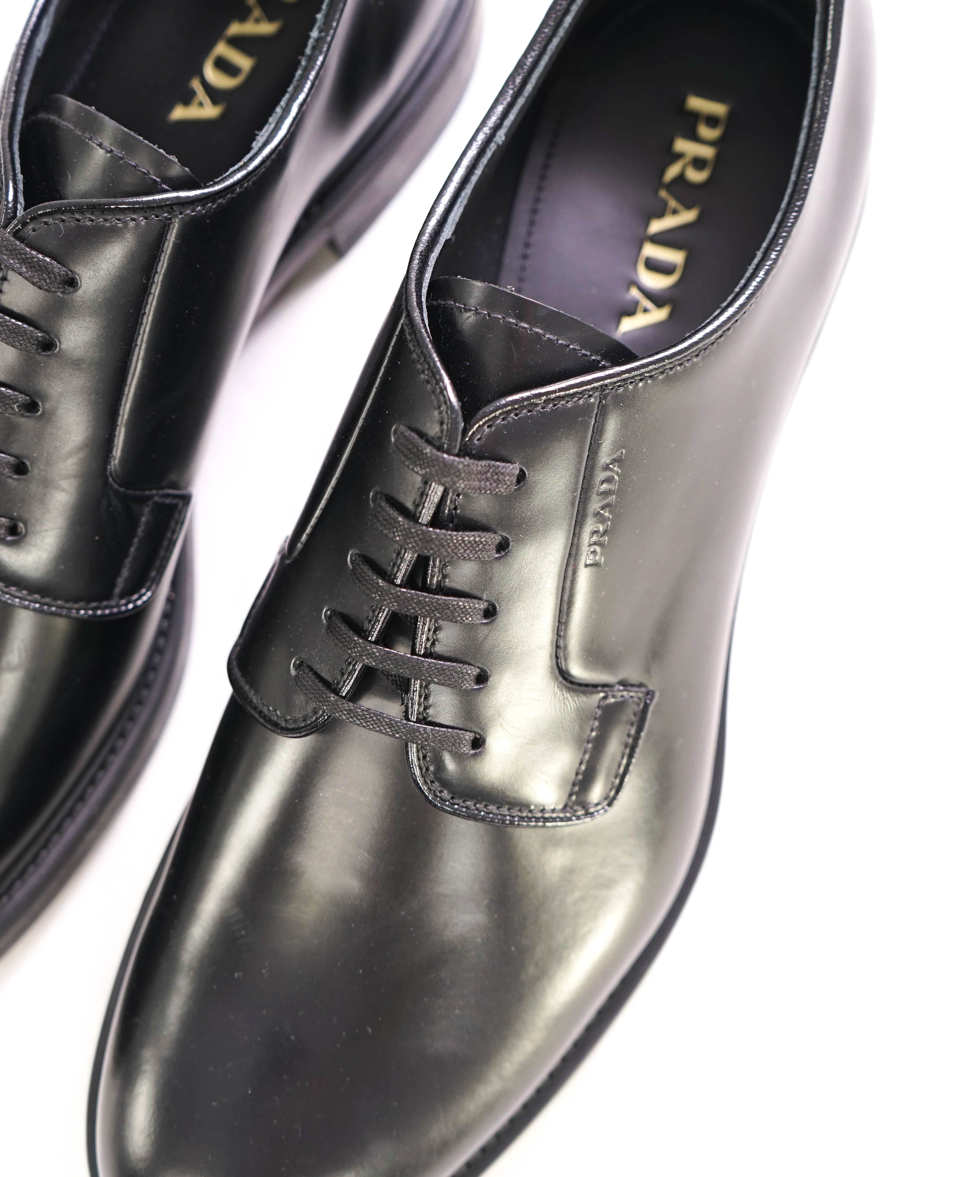 $1,150 PRADA - Black Brushed Leather Derby Lace-Ups - 12 US (11 Prada)