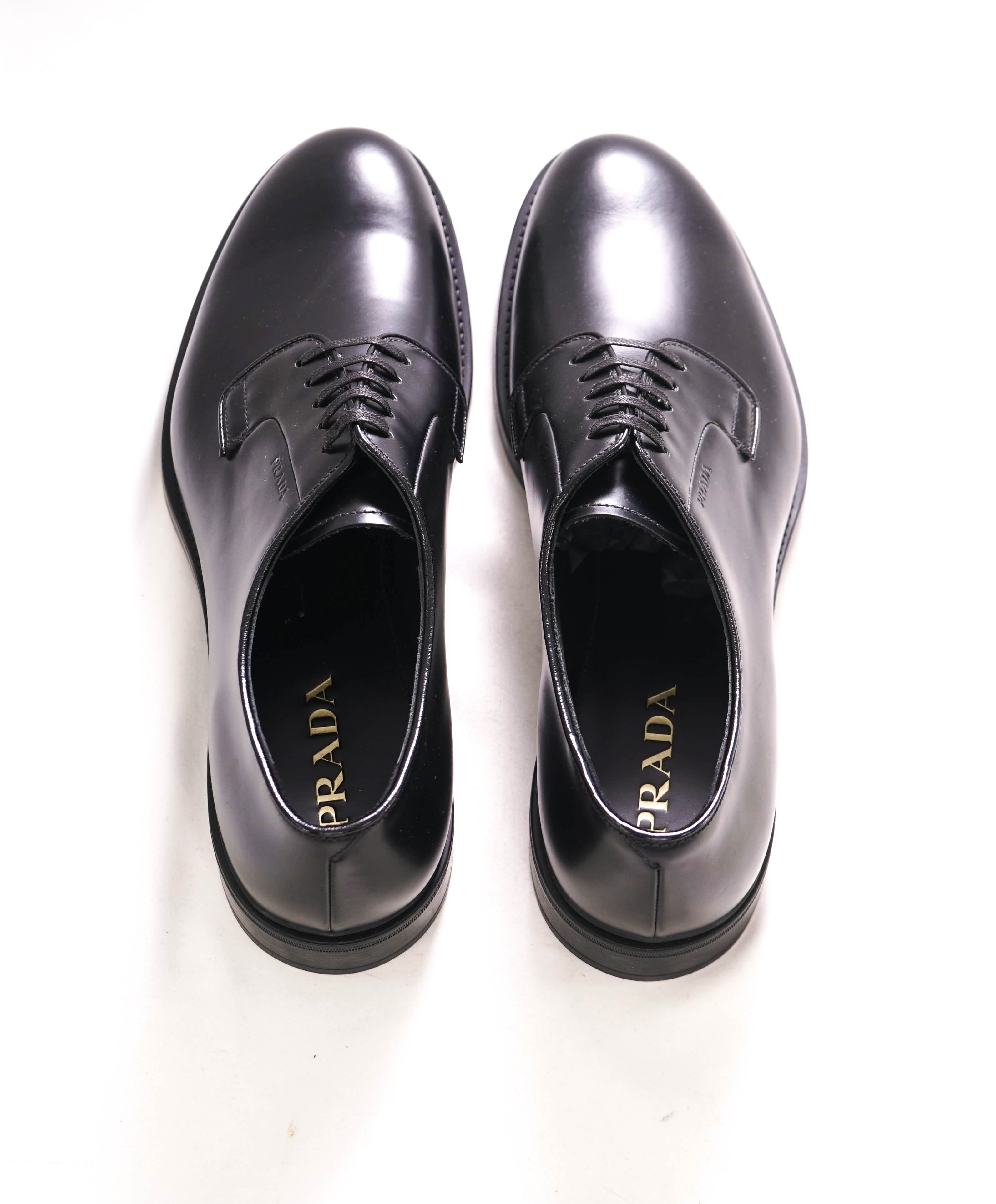 $1,150 PRADA - Black Brushed Leather Derby Lace-Ups - 12 US (11 Prada)