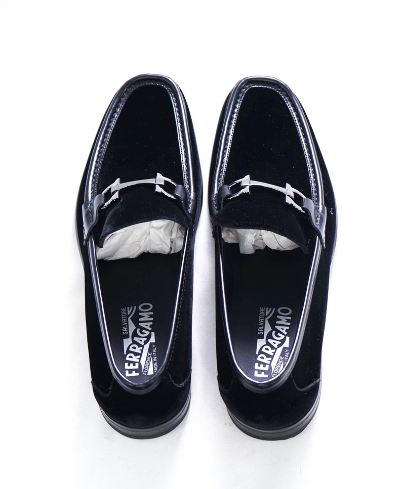 $950 SALVATORE FERRAGAMO - “GRANDIOSO" Gancini Bit Loafer Black Velvet - 10 E