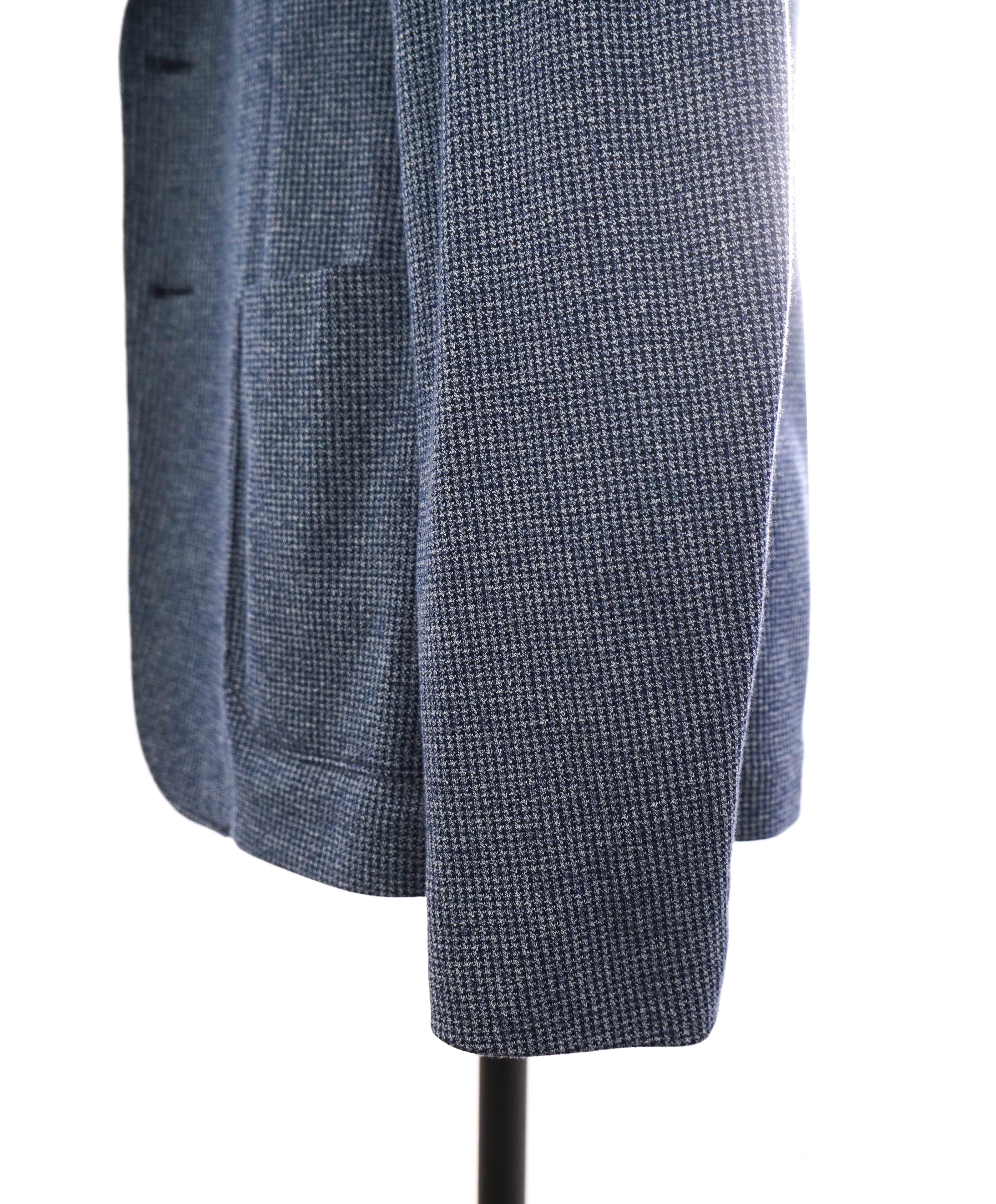 ARMANI COLLEZIONI - Unlined Blue Houndstooth Slim Updated Cotton Blazer - 40R