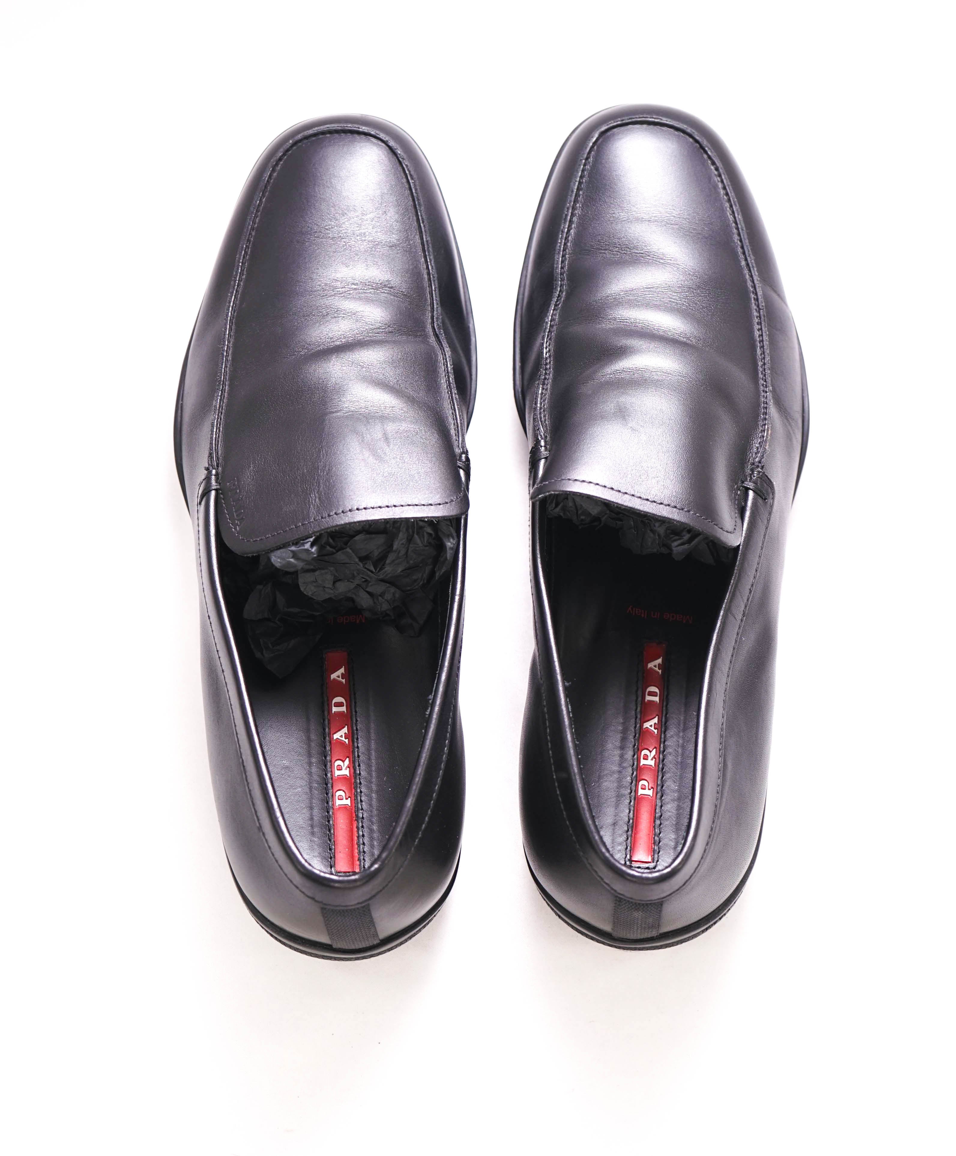 $795 PRADA - *LINEA ROSSA* Black Slip On Logo Vamp Loafer - 8.5 US (7.5 Prada)