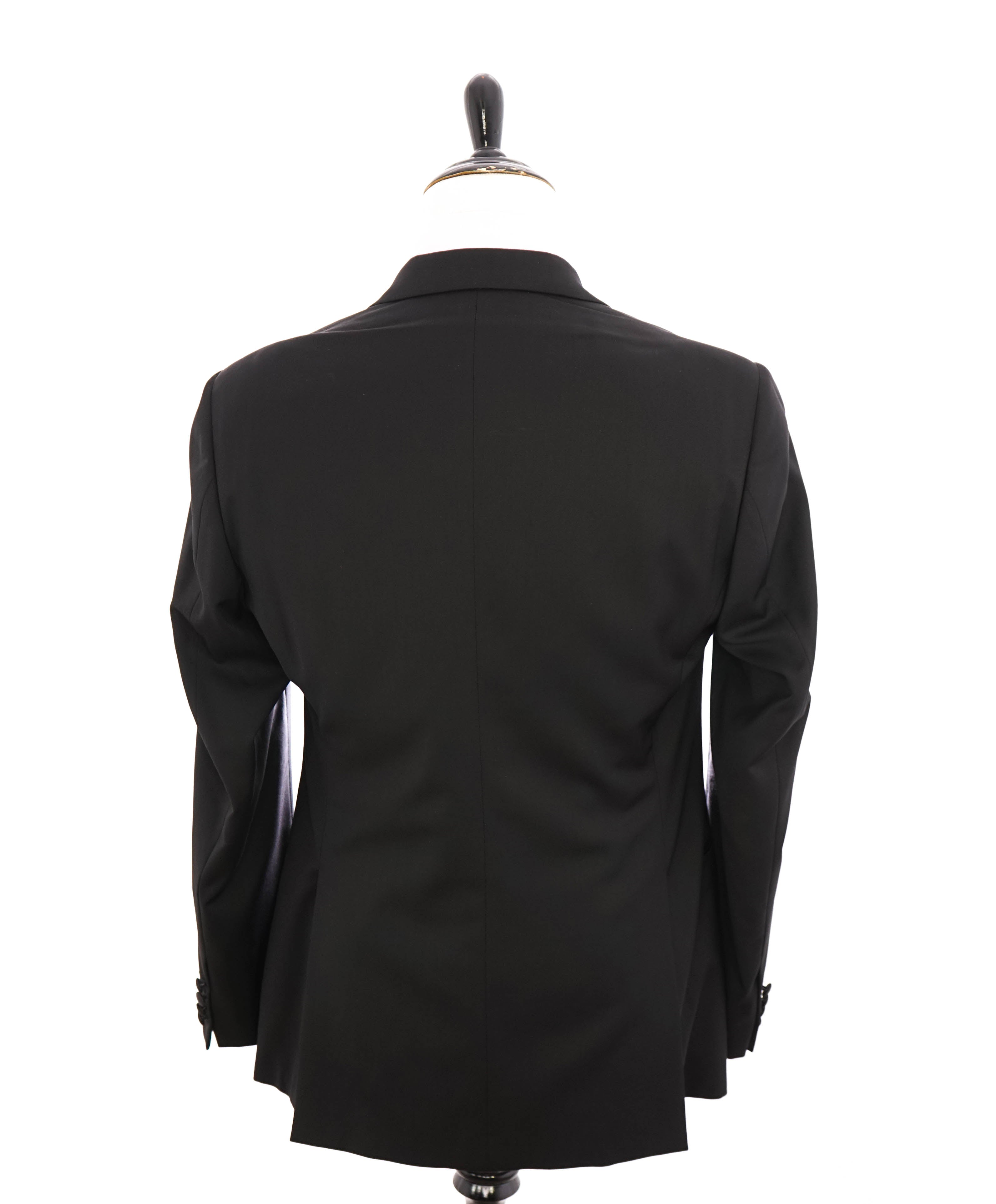 $2,095 ARMANI COLLEZIONI - “G LINE” 1-Button Notch Lapel Tuxedo Suit - 40L