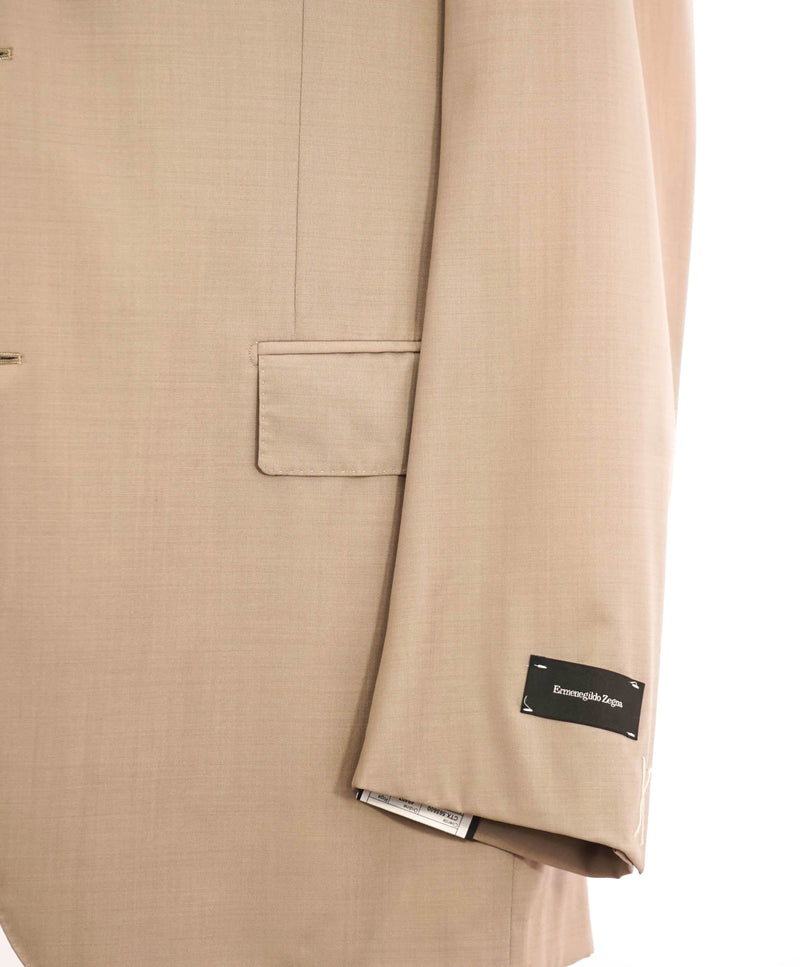 $3,290 ERMENEGILDO ZEGNA - “HIGH PERFORMANCE” Beige/Neutral Blazer- 44L