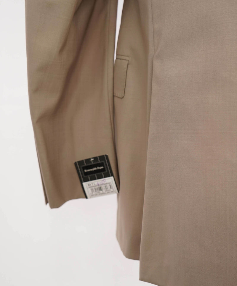 $3,290 ERMENEGILDO ZEGNA - “HIGH PERFORMANCE” Beige/Neutral Blazer- 44L