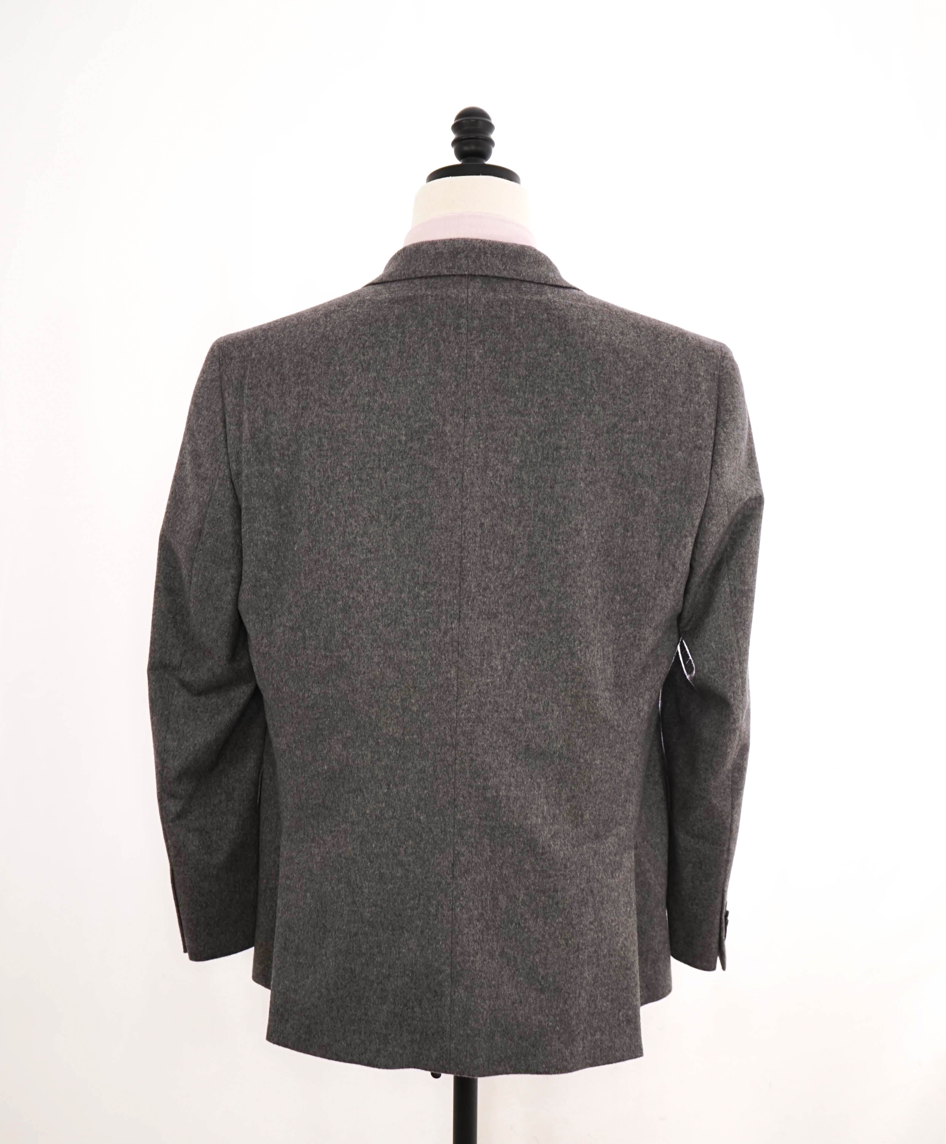 $1,295 SAKS FIFTH AVENUE - By Cerruti 100% Cashmere Gray Blazer- 44R