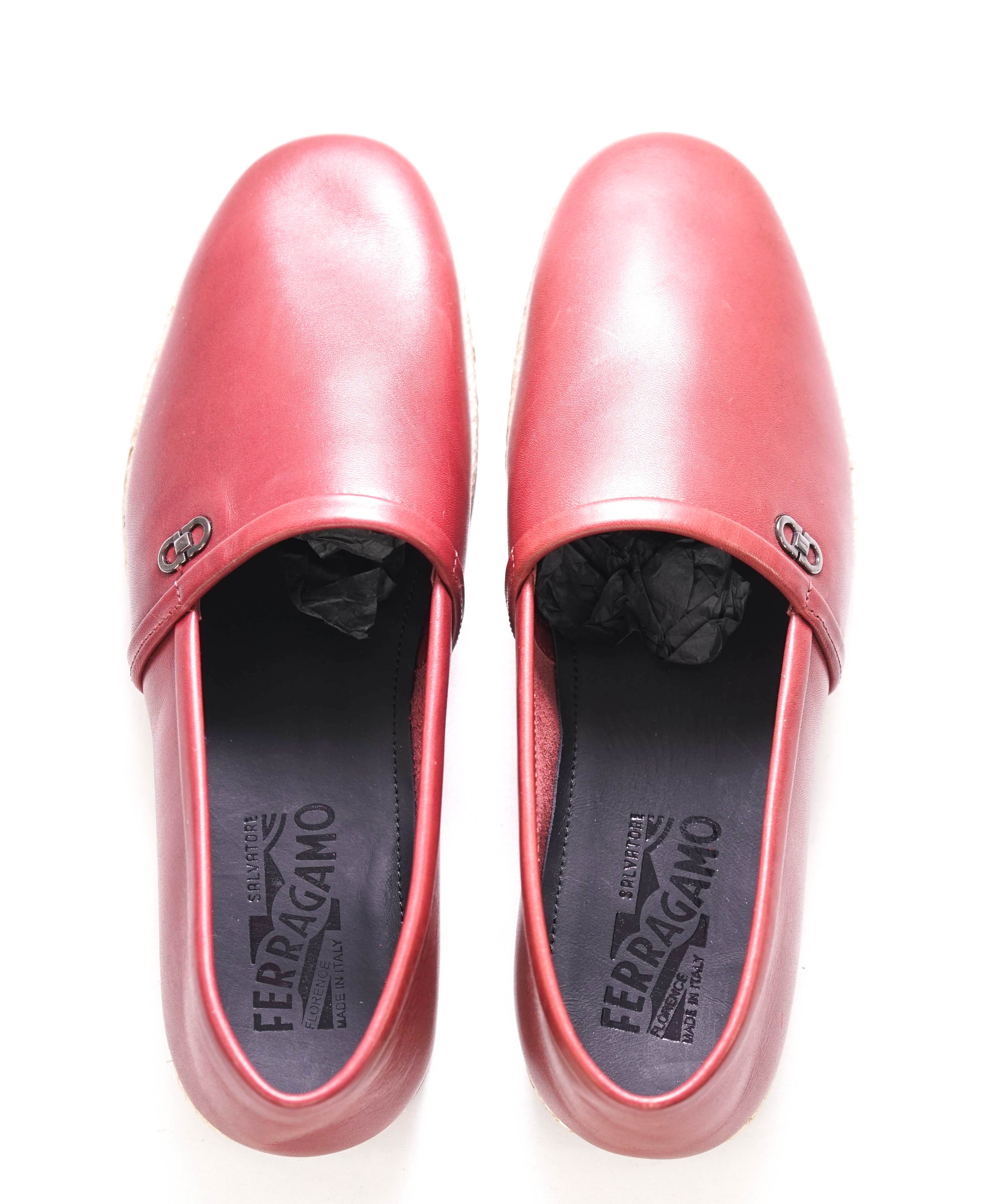 $750 SALVATORE FERRAGAMO - "GIUNONE 2" Red Espadrille Loafer - 8.5 US