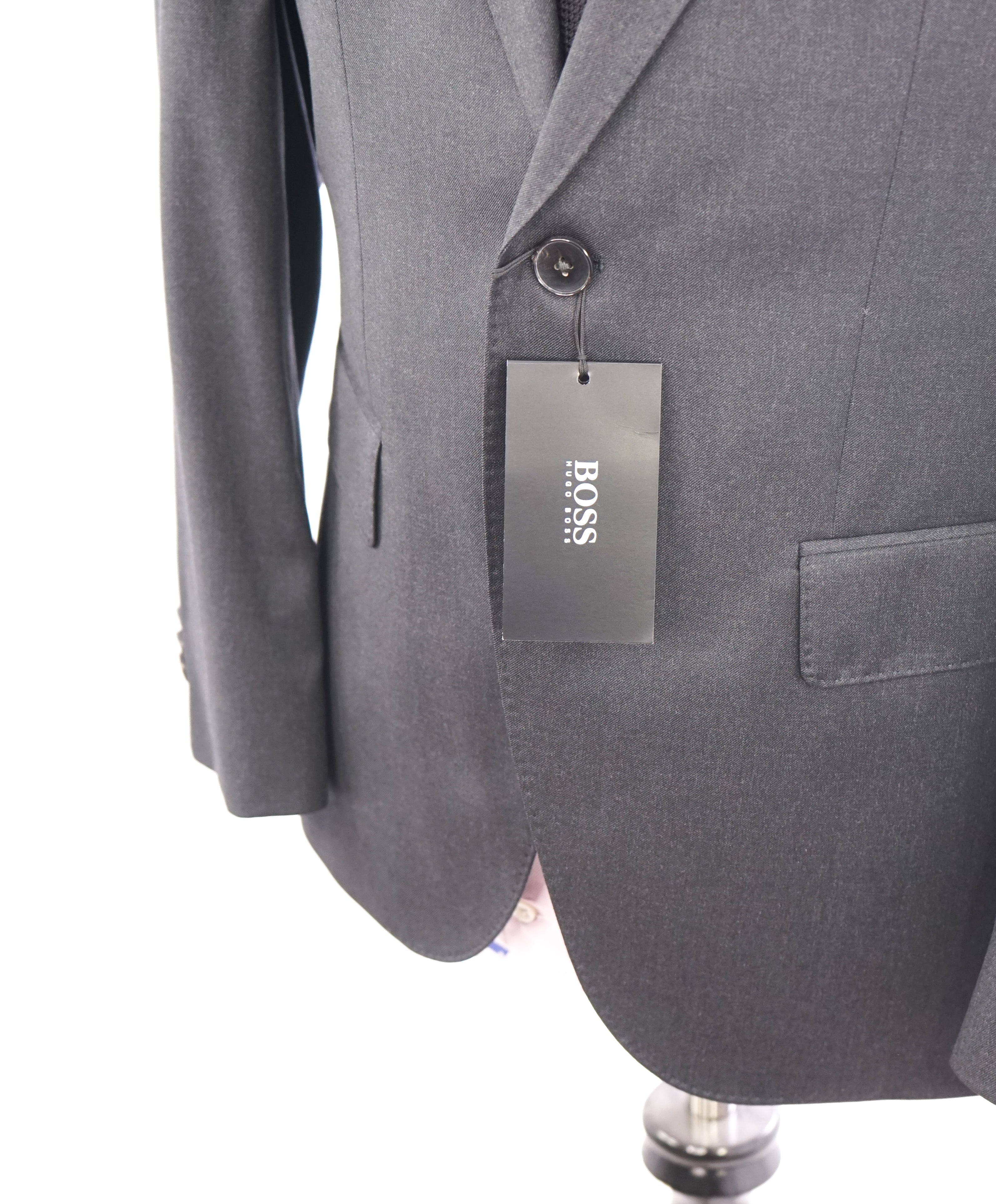 HUGO BOSS - "REDA Super100" Notch Lapel Charcoal Gray Suit - 40R