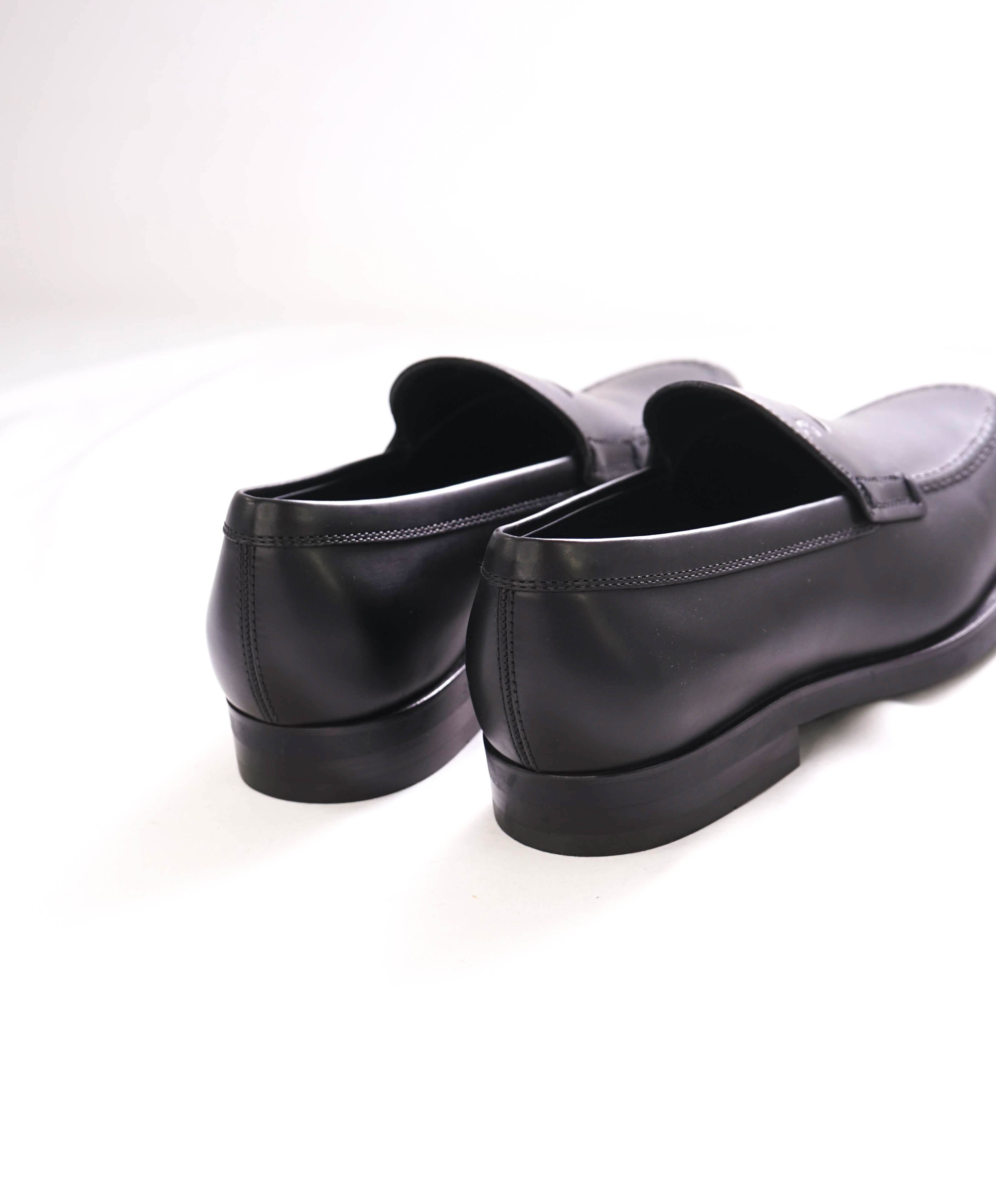 TOD’S - “Boston” Black Logo Embossed Vamp Penny Loafers - 7.5 US