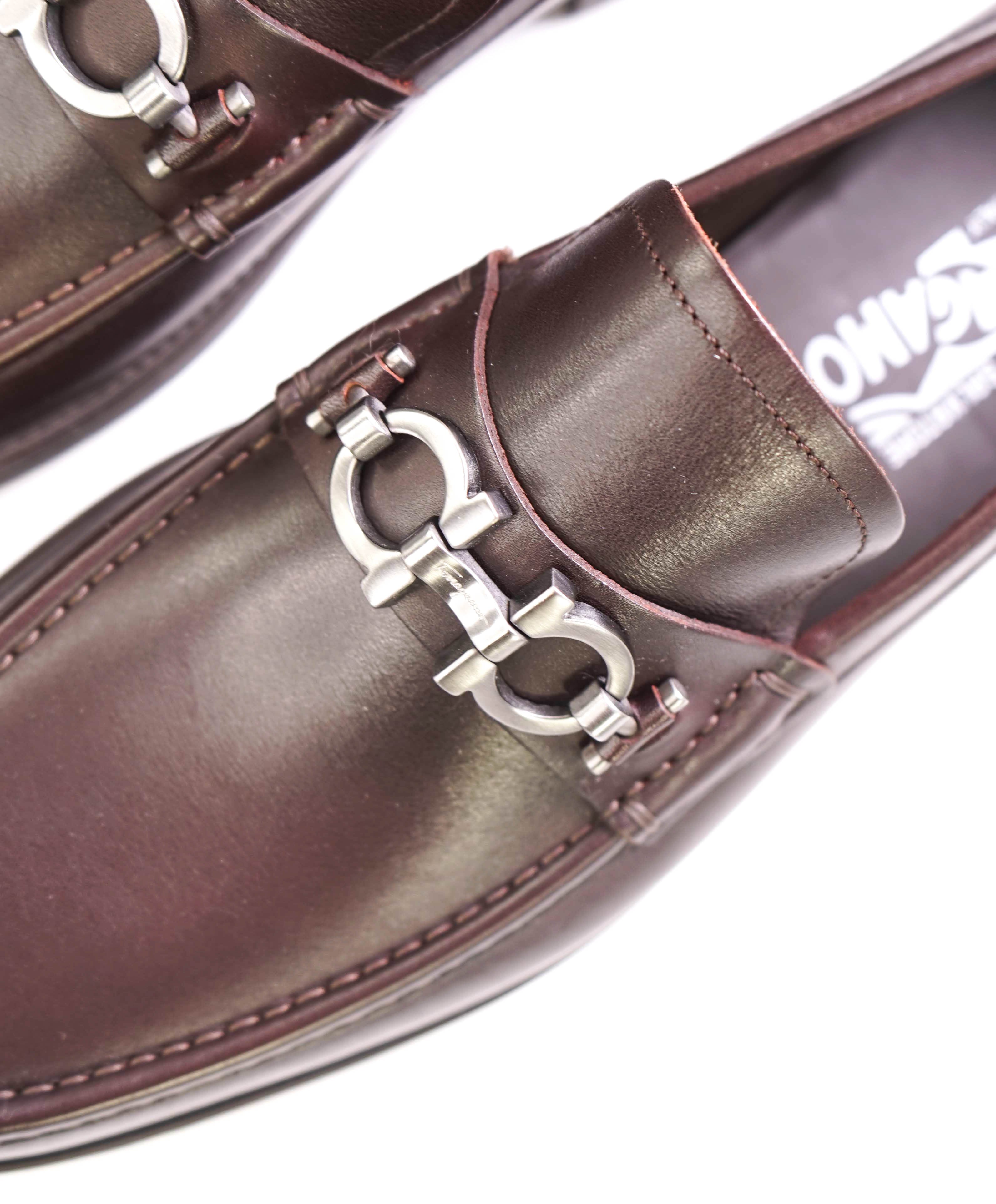 SALVATORE FERRAGAMO - "MASTER" Brown Lug Sole Gancini Loafer - 8 EE