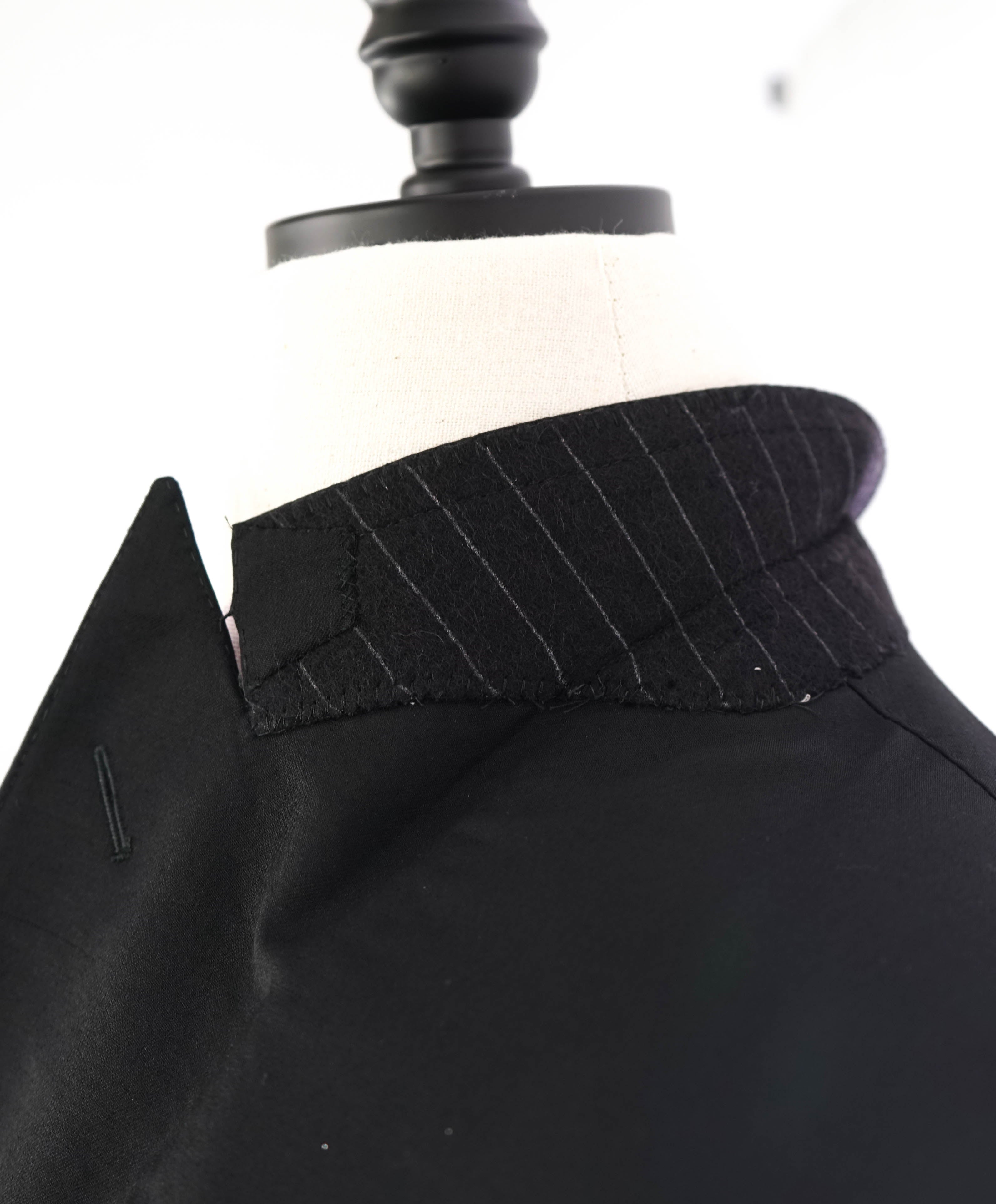 ERMENEGILDO ZEGNA -"MULTISEASON" Black Tuxedo JACKET - 44R