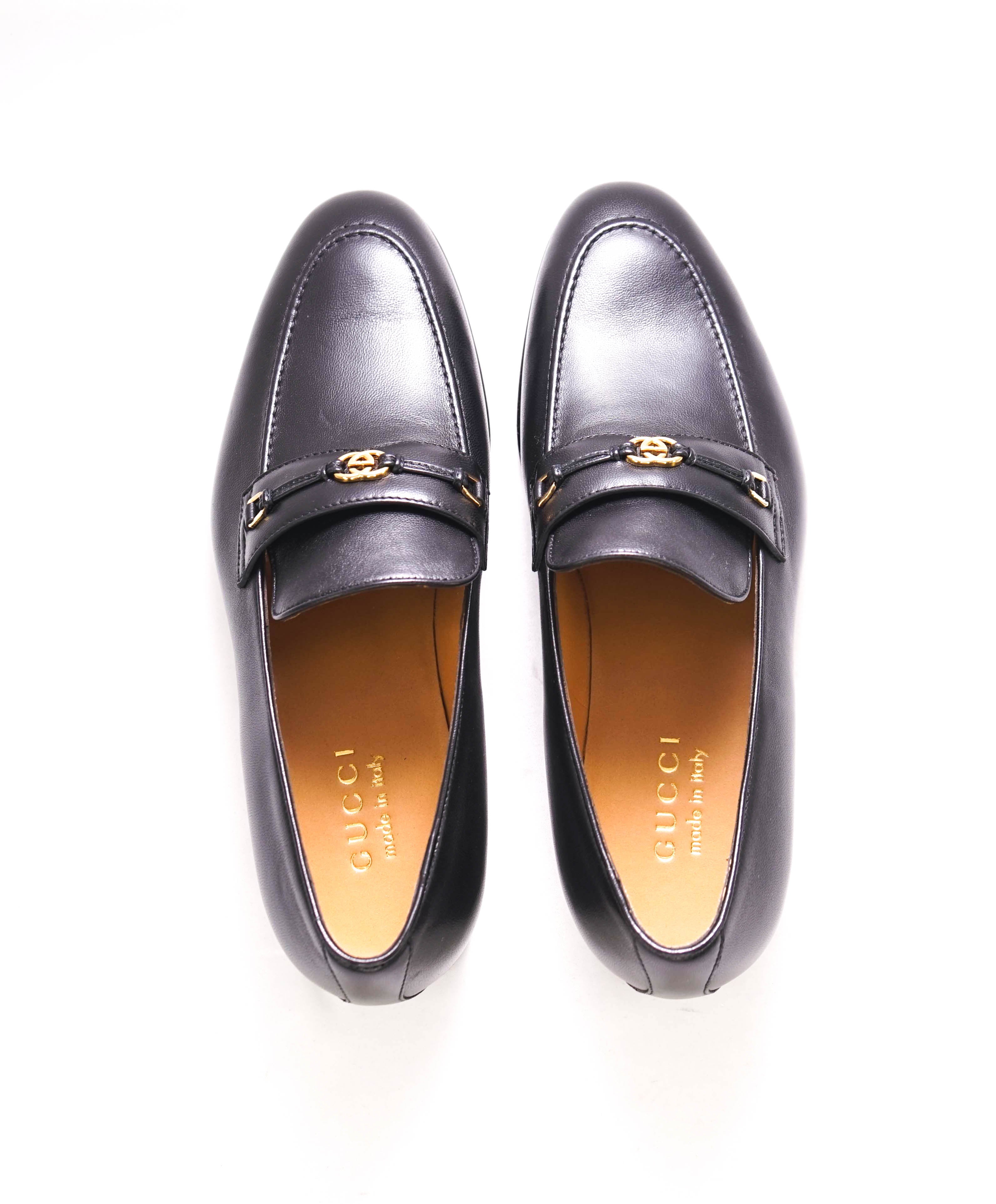 $950 GUCCI - "Interlocking G" Black GG Leather Loafers - 7.5US (7G)