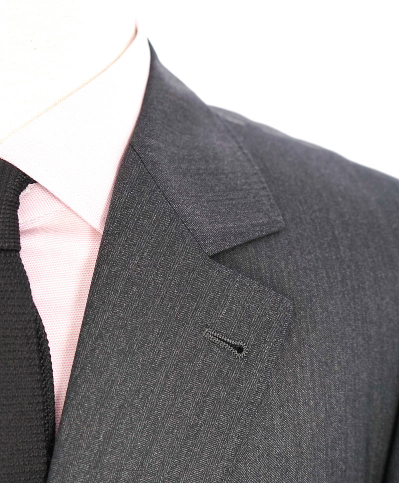 BRUNELLO CUCINELLI - *CLOSET STAPLE* Gray Micro Herringbone Semi-Lined Suit - 42R