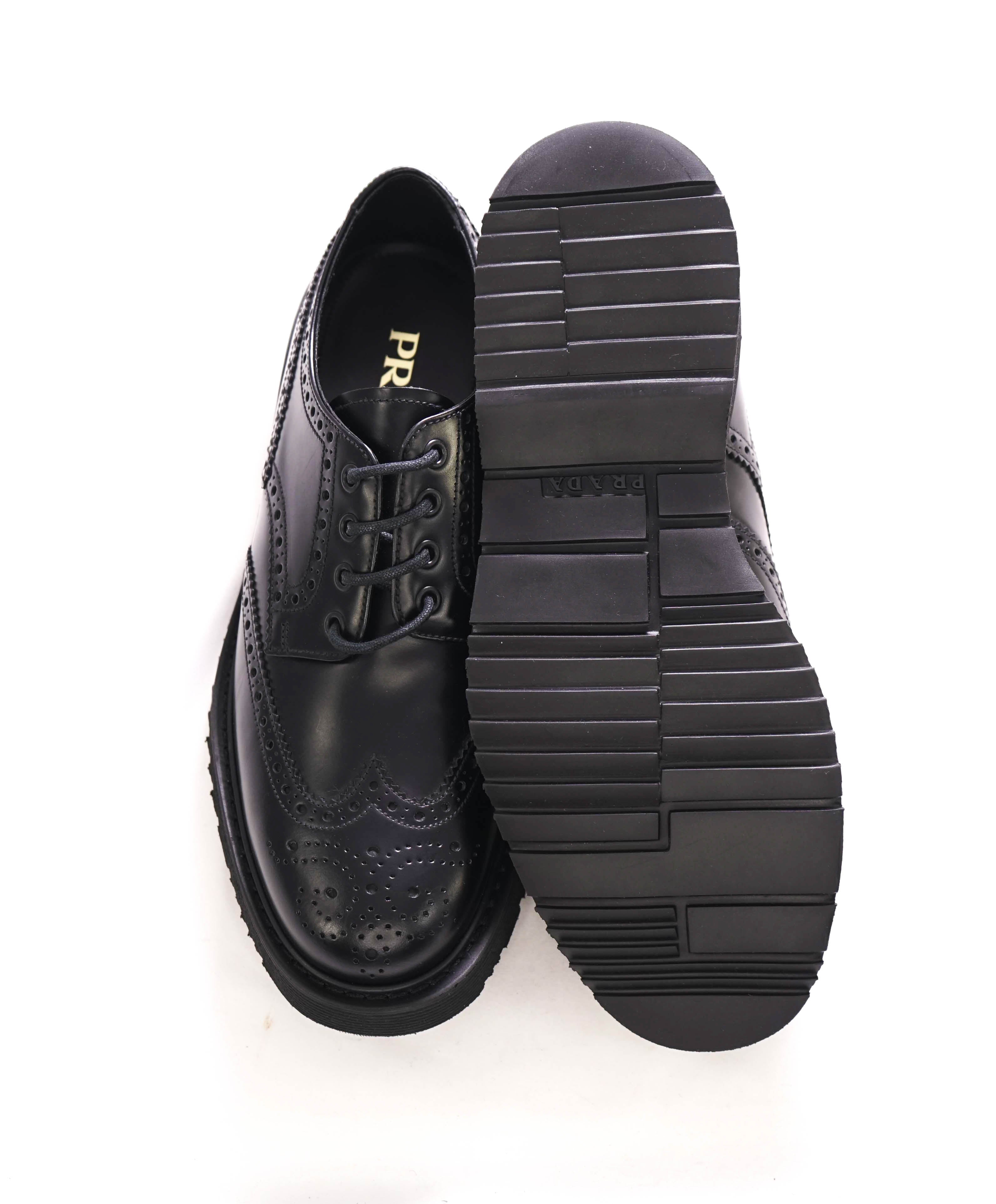 $1,320 PRADA - Black Leather Brogue Spazzolato Lug Sole Oxfords - 8.5 US (7.5 Prada)