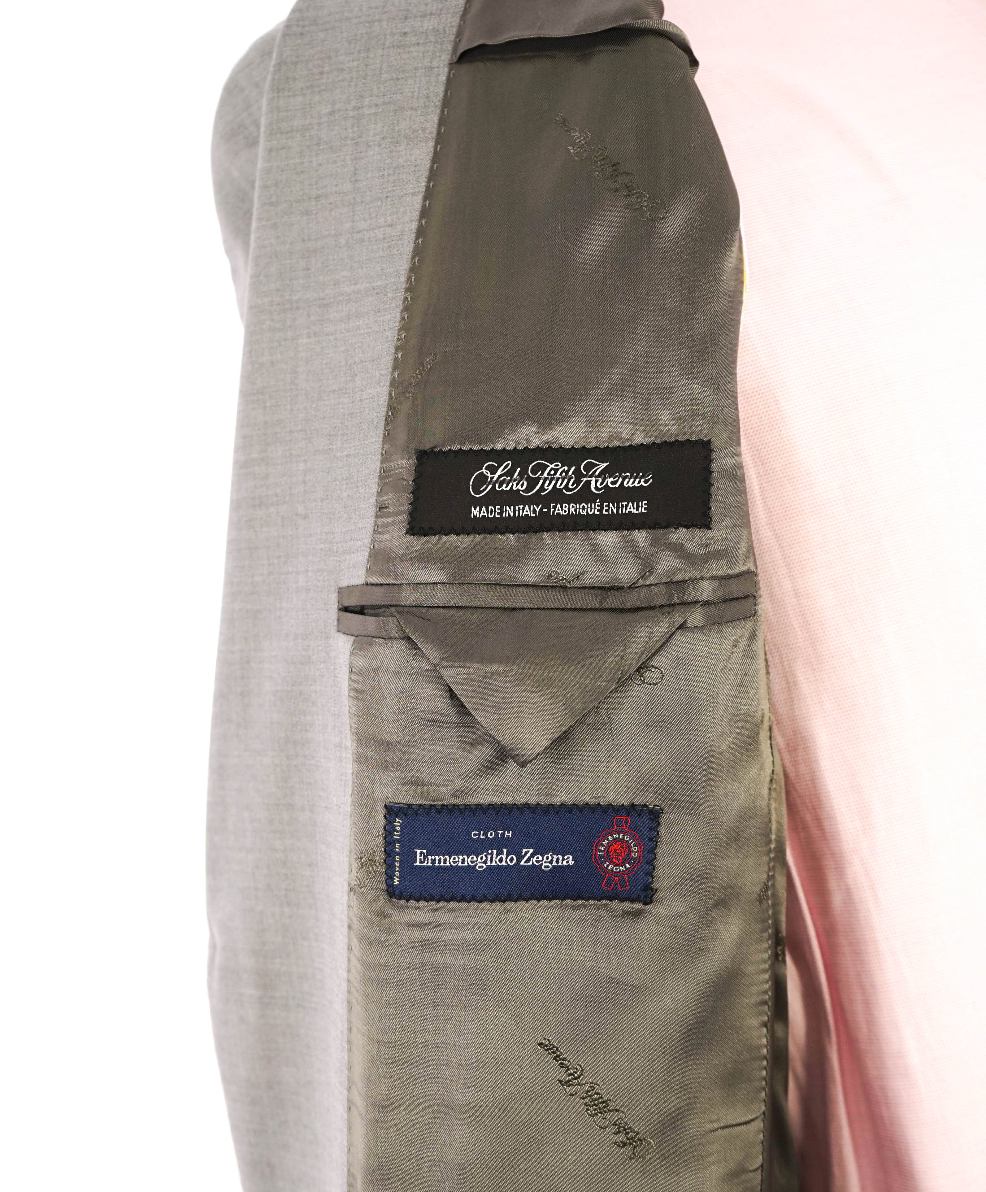 SAKS FIFTH AVENUE - ERMENEGILDO ZEGNA "Slim" Gray WOOL Blazer - 40L