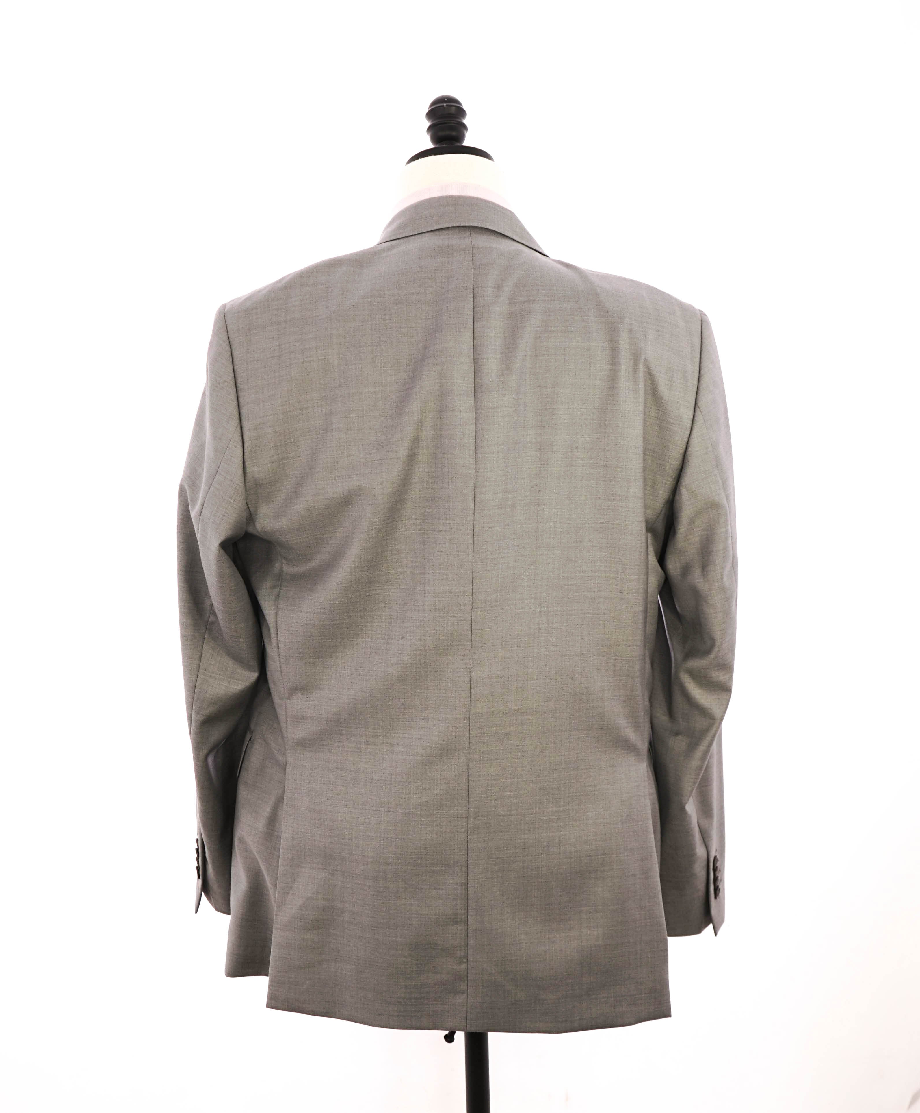 $1,295 ERMENEGILDO ZEGNA - By SAKS FIFTH AVENUE "Classic" Gray Suit - 40R 36W