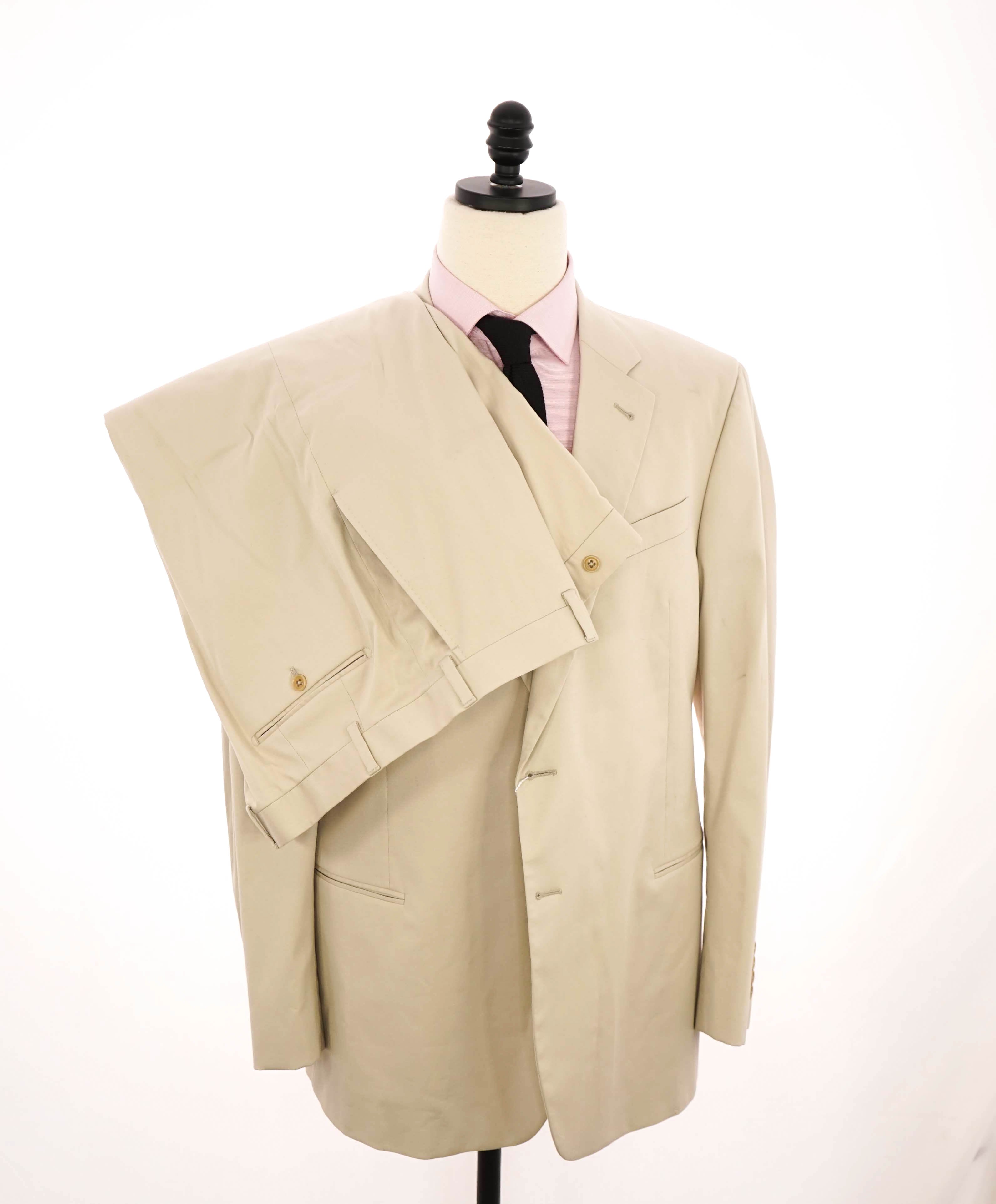 $1,995 ARMANI COLLEZIONI - “G Line” COTTON/SILK Ivory Summer Suit - 46R