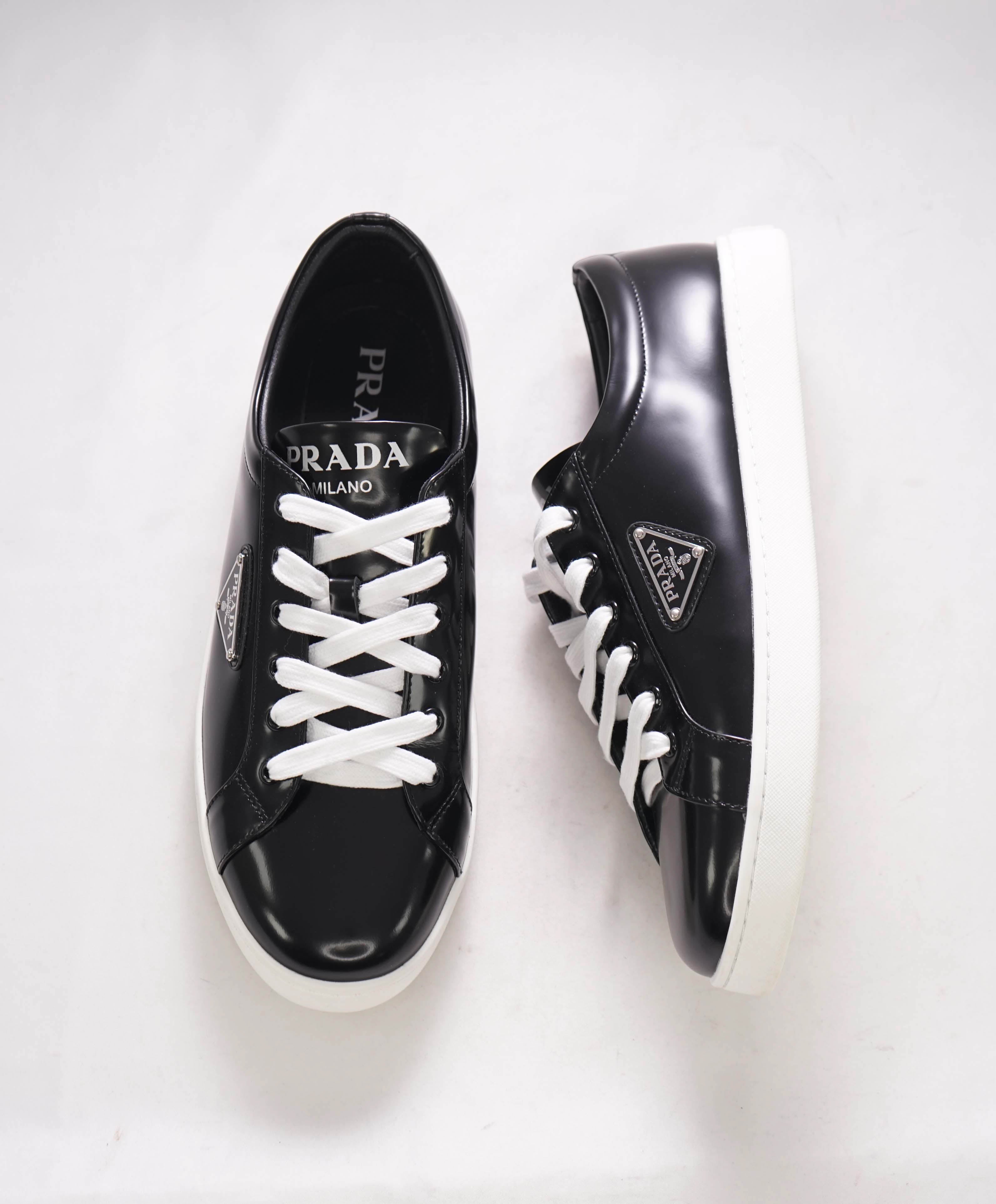 $1,150 PRADA -  Black/White Leather Sneakers With Logo Detail - 12 US (42 IT) (WOMEN)