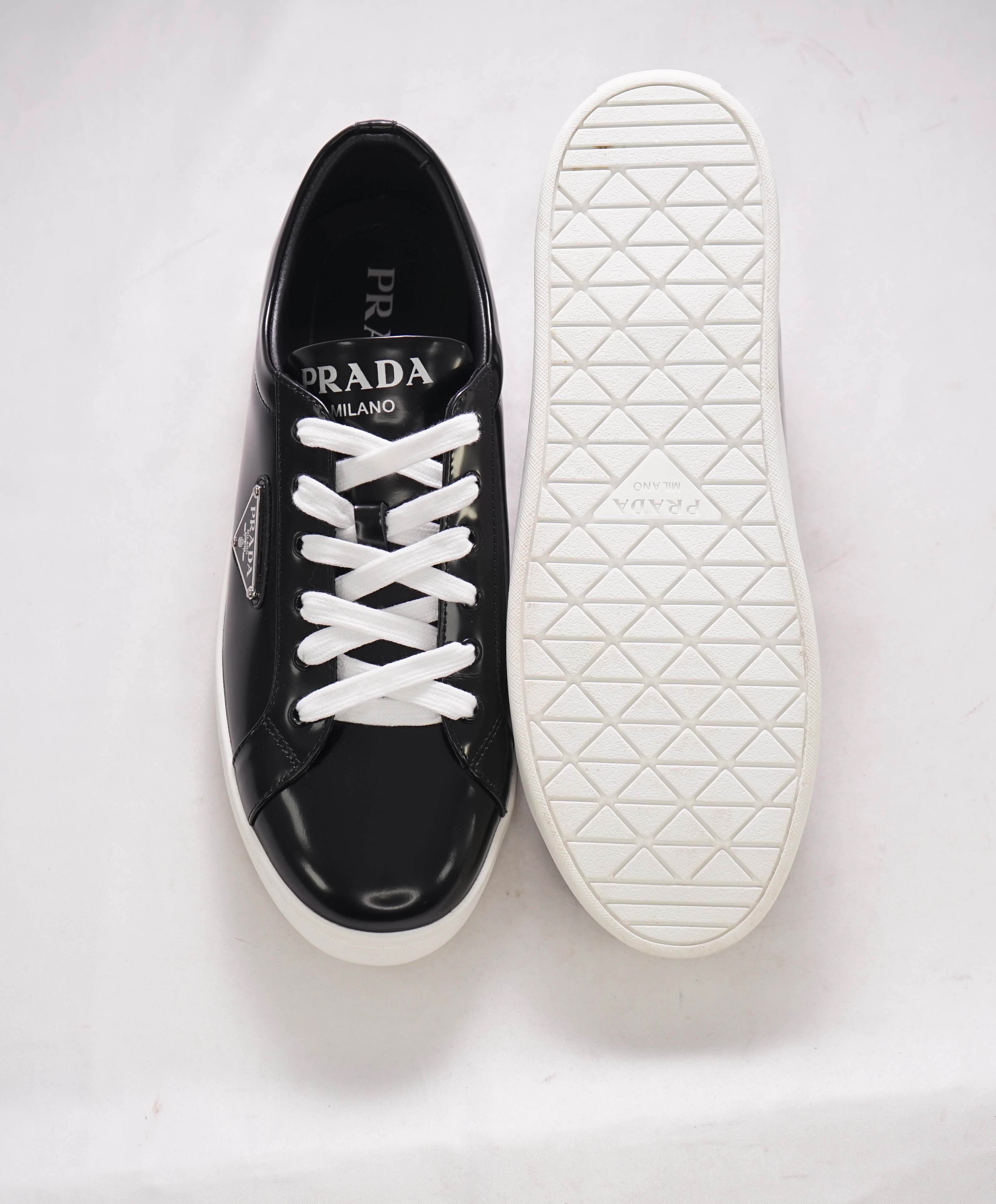 $1,150 PRADA -  Black/White Leather Sneakers With Logo Detail - 12 US (42 IT) (WOMEN)