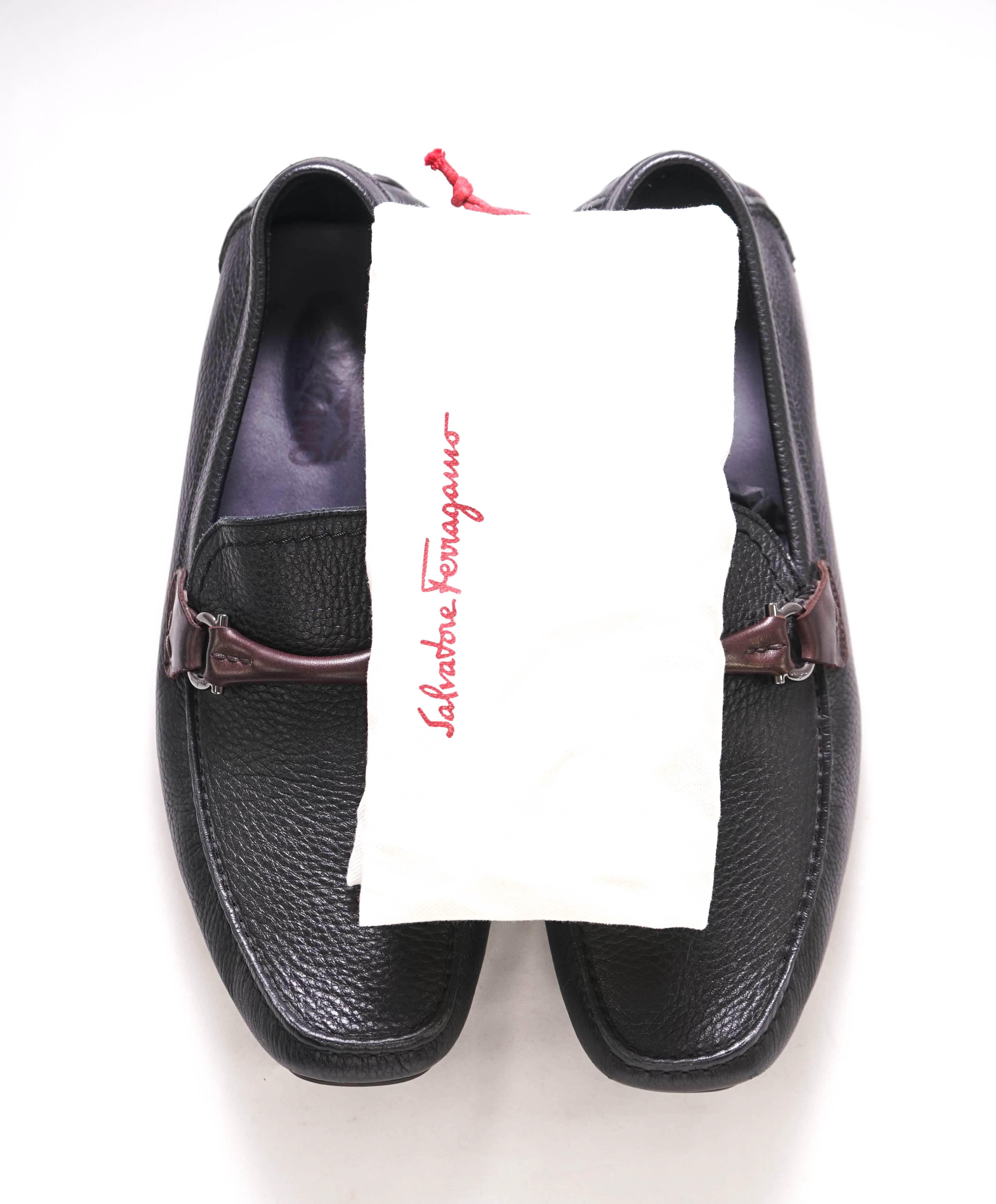 SALVATORE FERRAGAMO - Black/Brown Camp Sole Gancini Loafer- 8 E