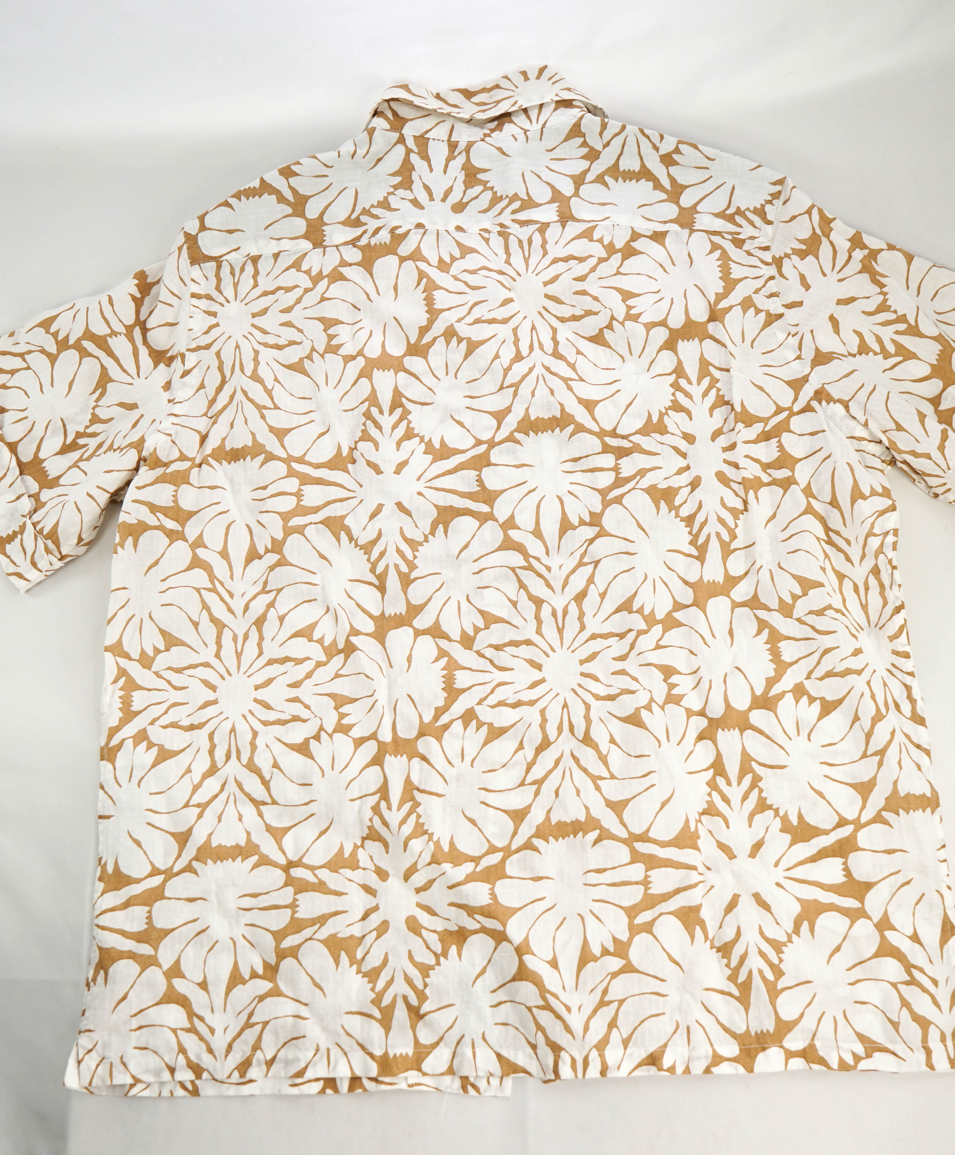 $395 ELEVENTY - *Abstract FLORAL* Havana Camp Collar Resort Shirt - L