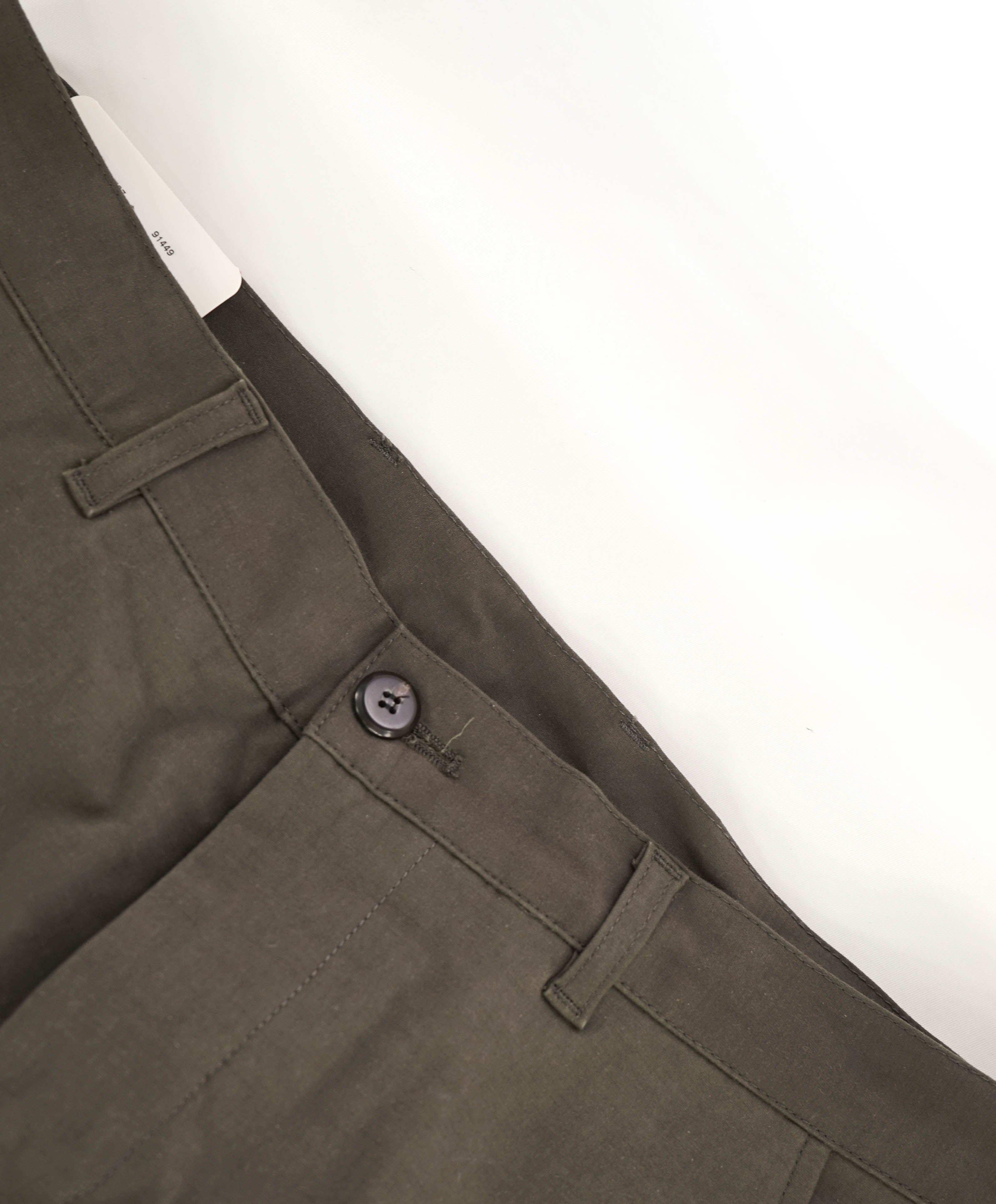 $695 ELEVENTY - Green/Gray Cotton/Elastane Patch Pocket Chino Pants - 33W