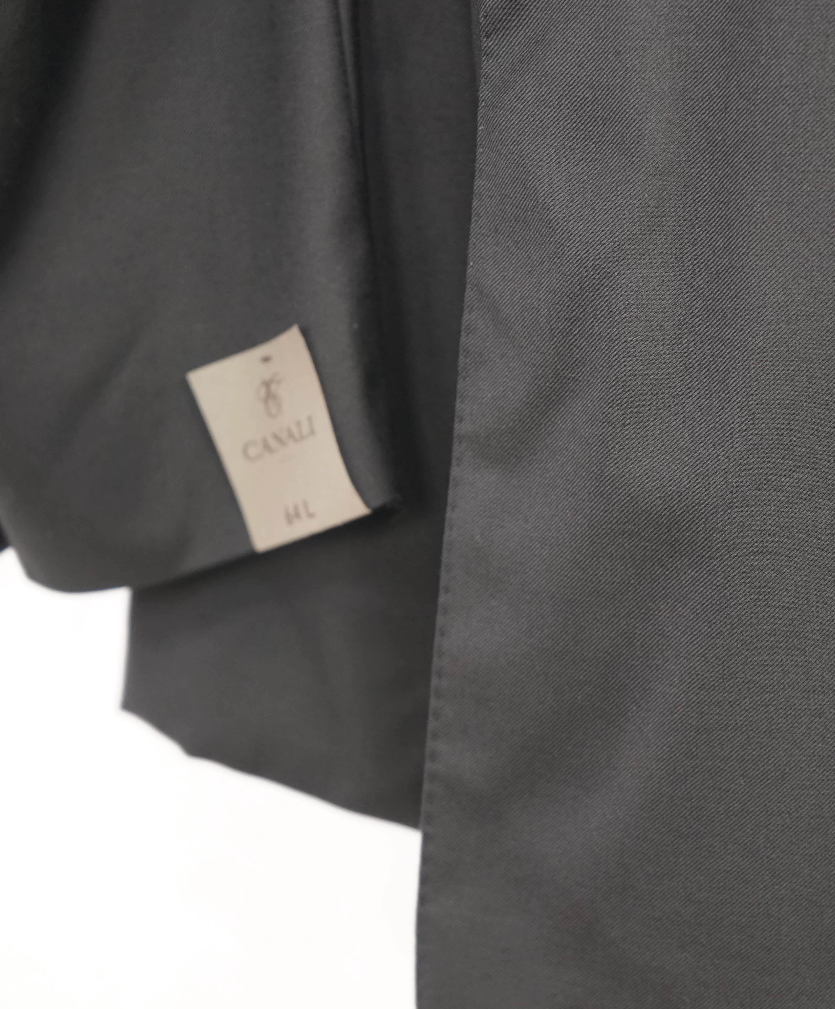 $2,195 CANALI - *CLOSET STAPLE* Black 2-Piece Suit - 54L