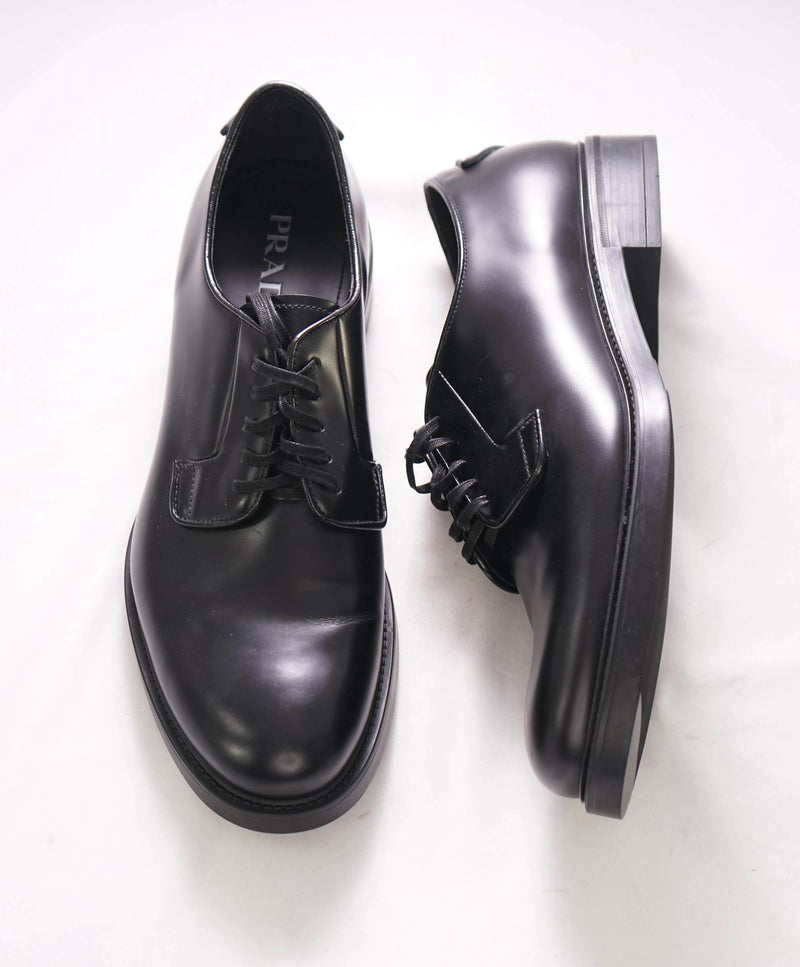 $1,150 PRADA - Black Brushed Triangle Plaque Leather Derby Lace-Ups - 12 US (11 Prada)