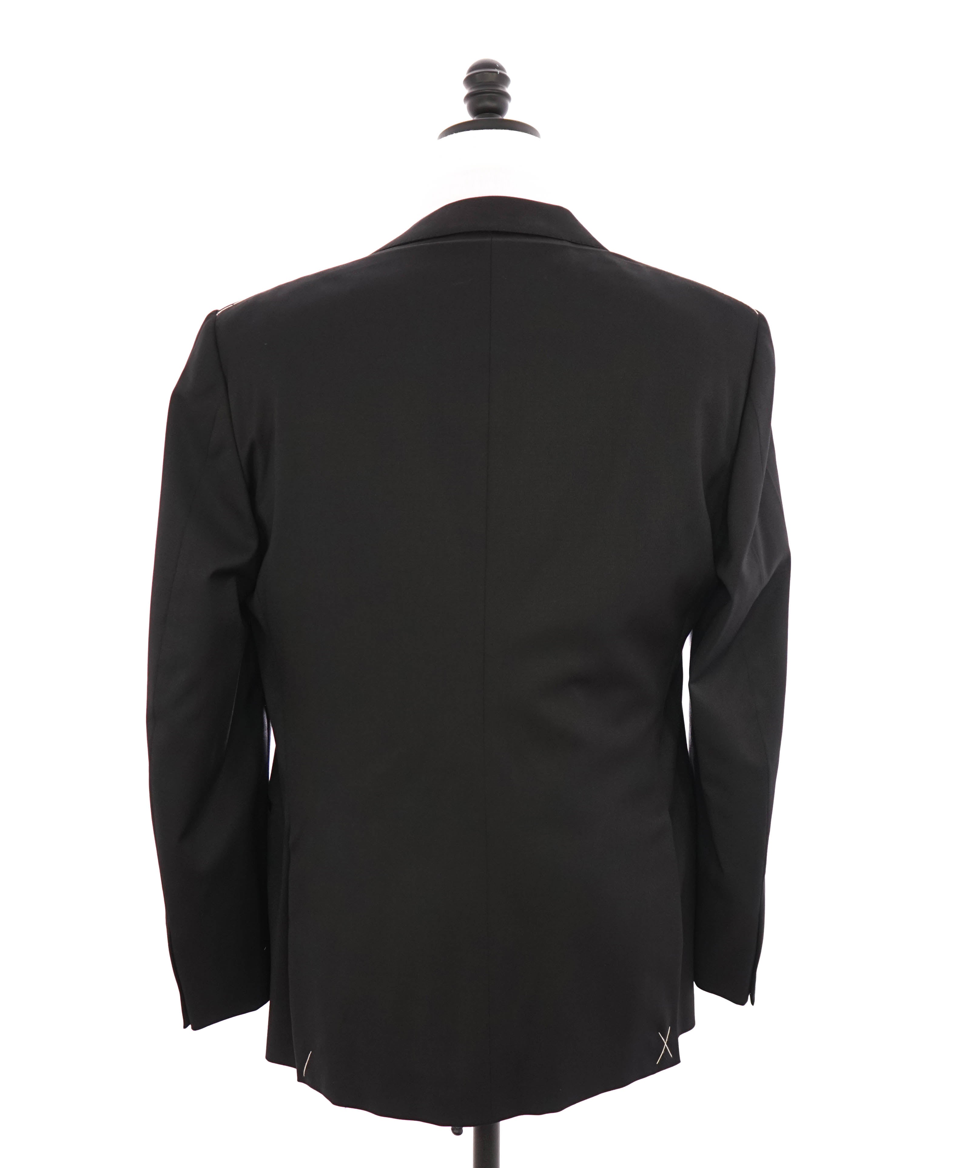 $2,995 ERMENEGILDO ZEGNA - PEAK LAPEL Tuxedo Dinner Jacket 1-Piece - 40R