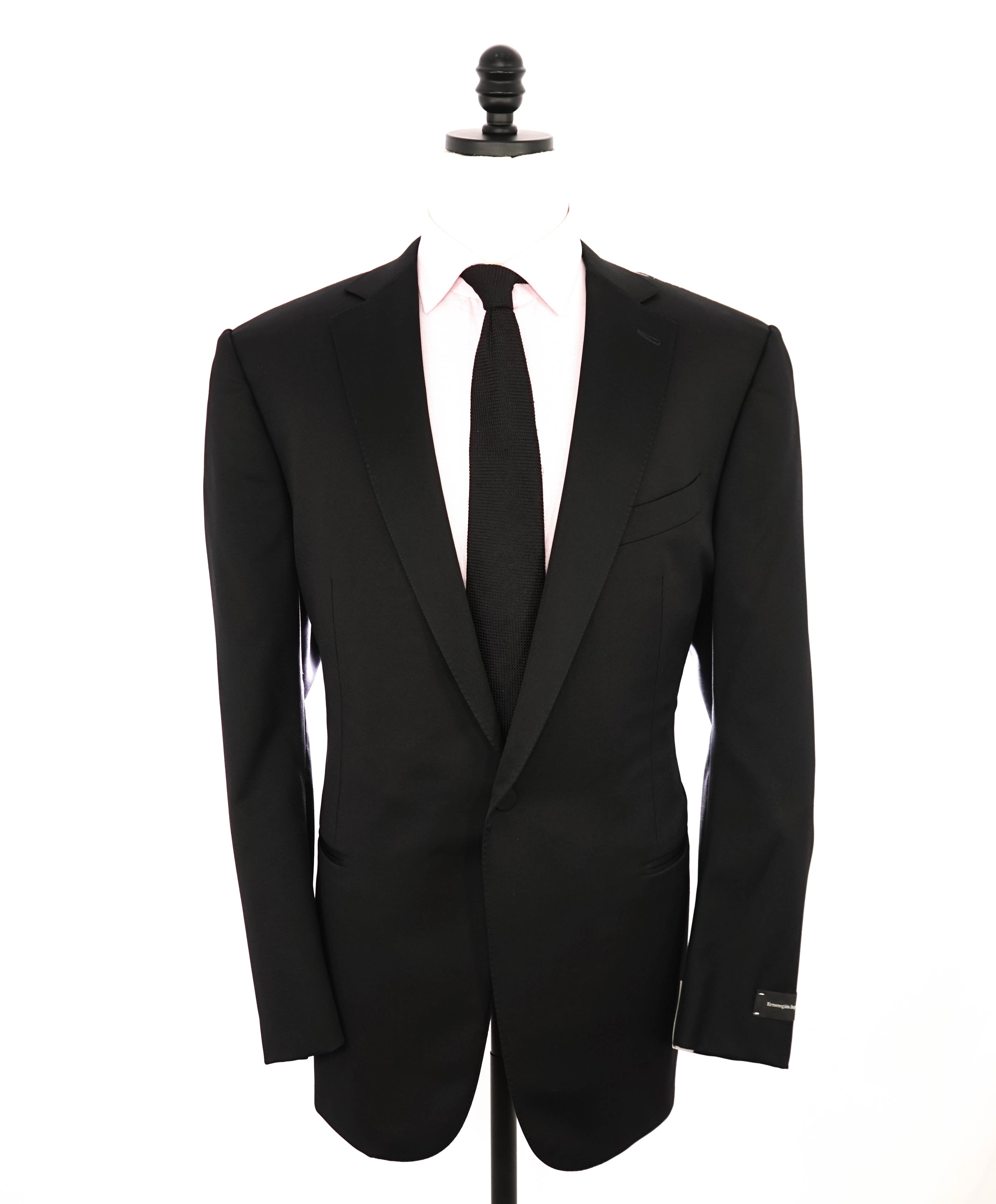 $2,995 ERMENEGILDO ZEGNA - NOTCH LAPEL Tuxedo Dinner Jacket 1-Piece - 48R