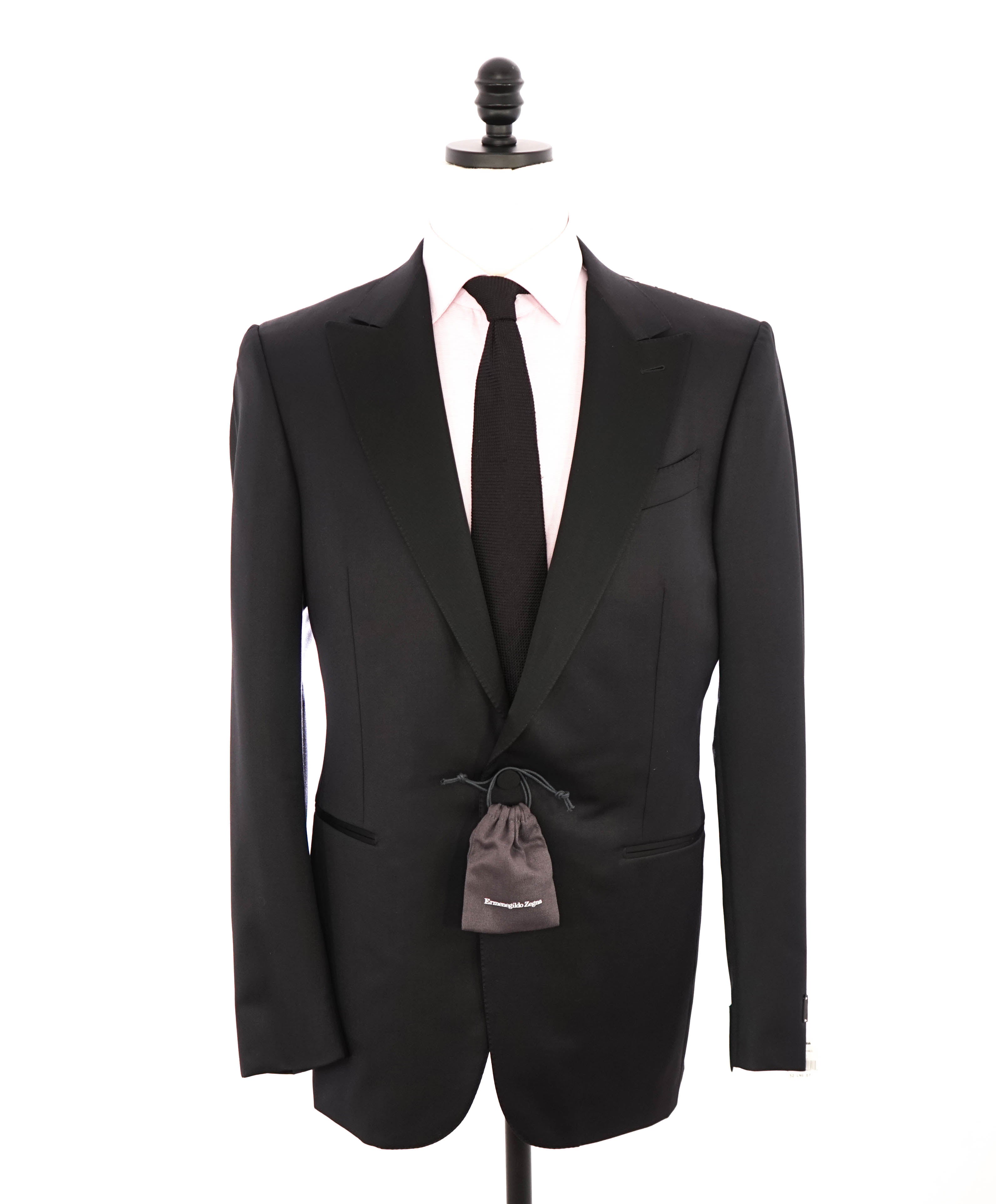 $2,995 ERMENEGILDO ZEGNA - PEAK LAPEL Tuxedo Dinner Jacket 1-Piece - 42L